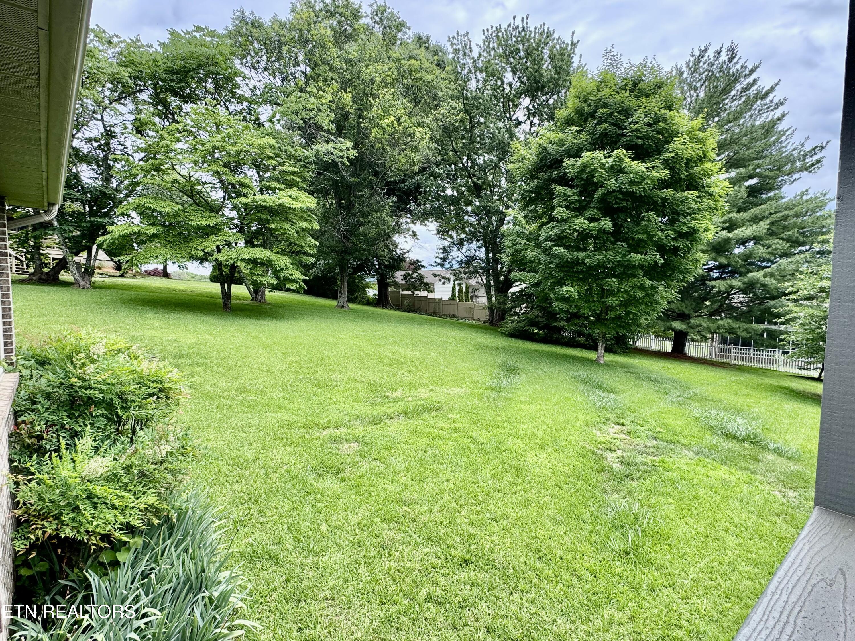 1017 Peterson Lane Maryville TN 37803
