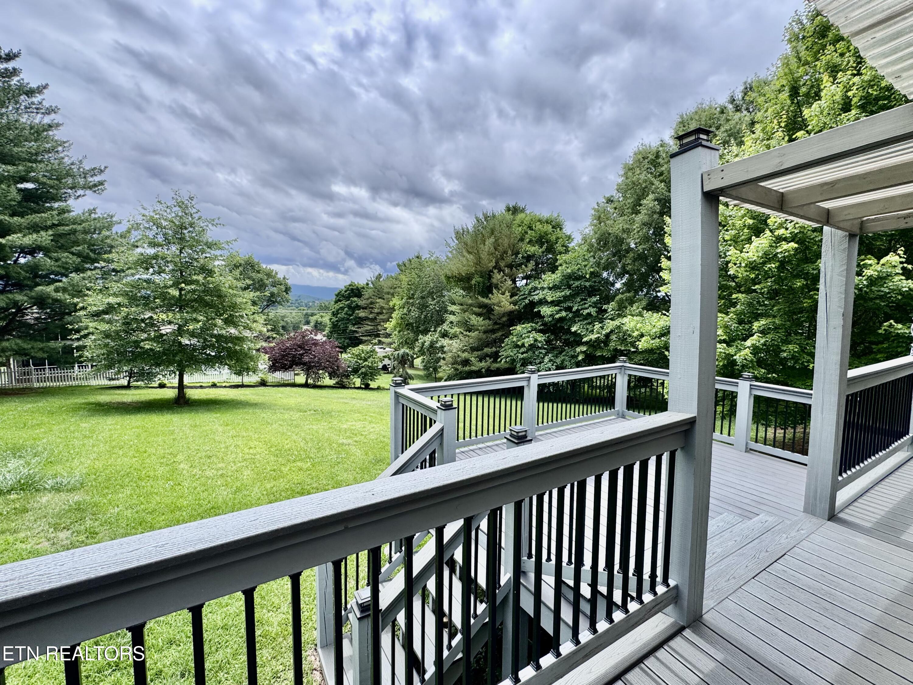 1017 Peterson Lane Maryville TN 37803