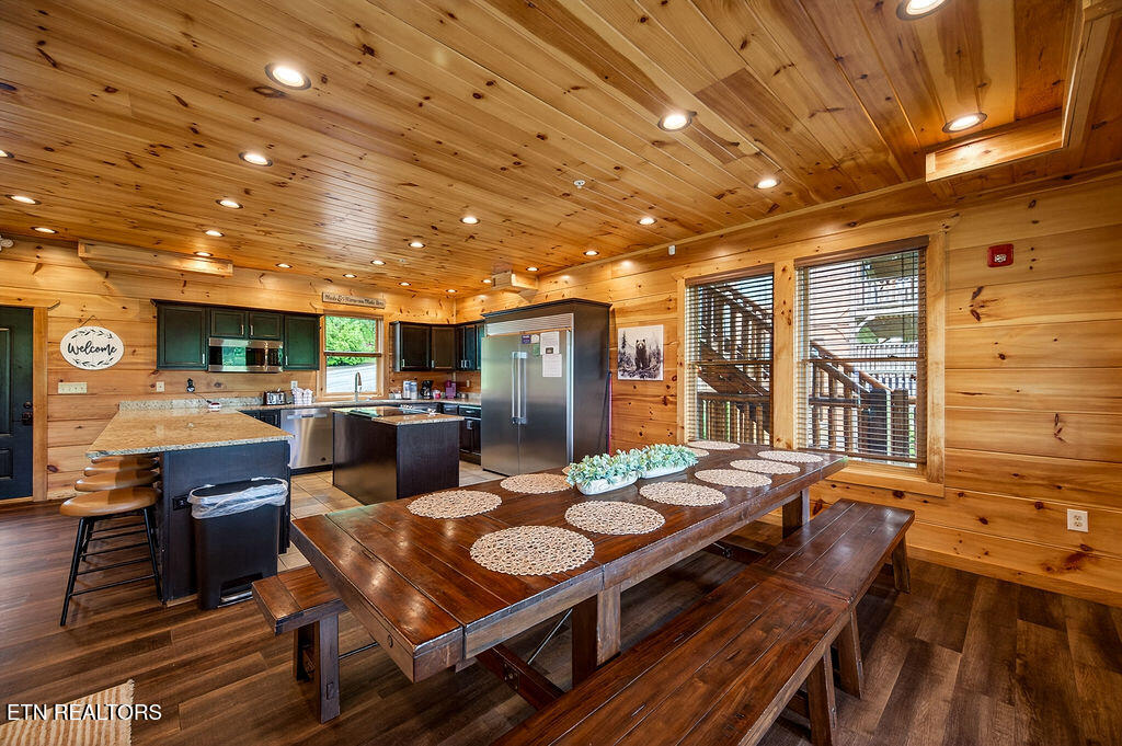 776 Mountain Stream Way Gatlinburg TN 37738