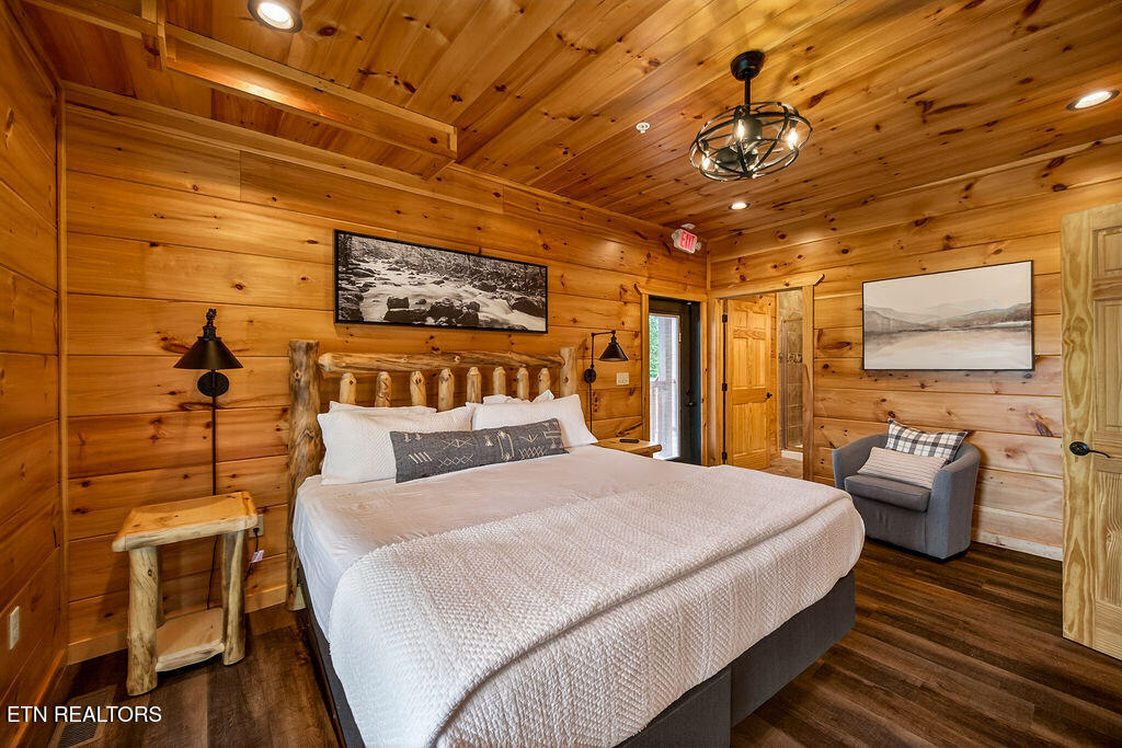 776 Mountain Stream Way Gatlinburg TN 37738