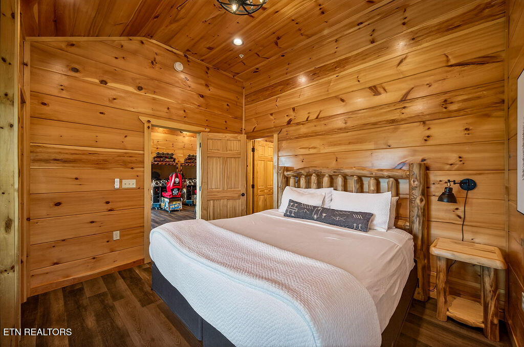 776 Mountain Stream Way Gatlinburg TN 37738