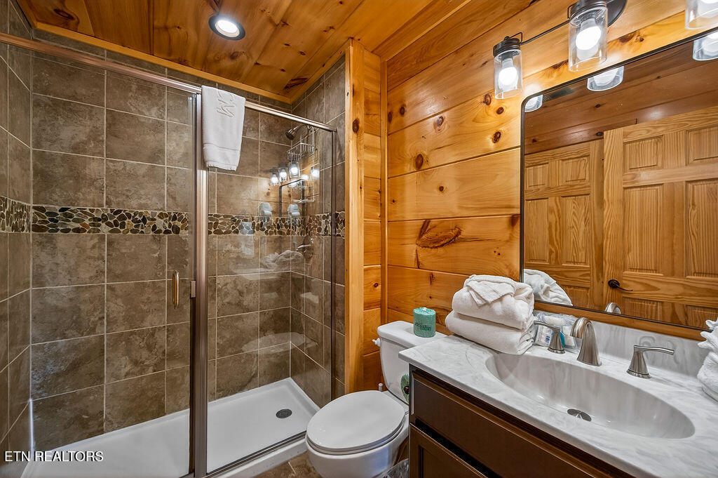 776 Mountain Stream Way Gatlinburg TN 37738