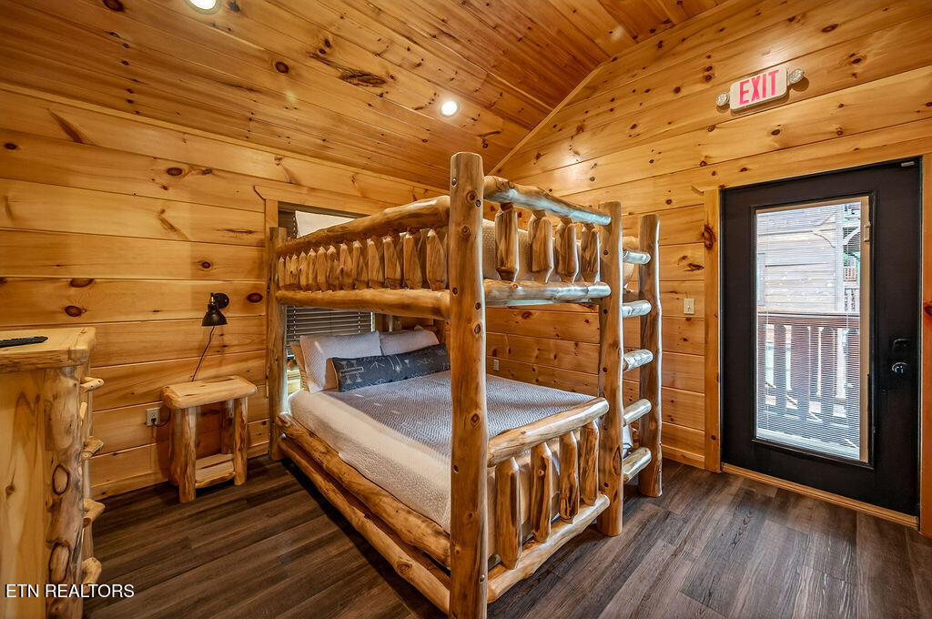 776 Mountain Stream Way Gatlinburg TN 37738