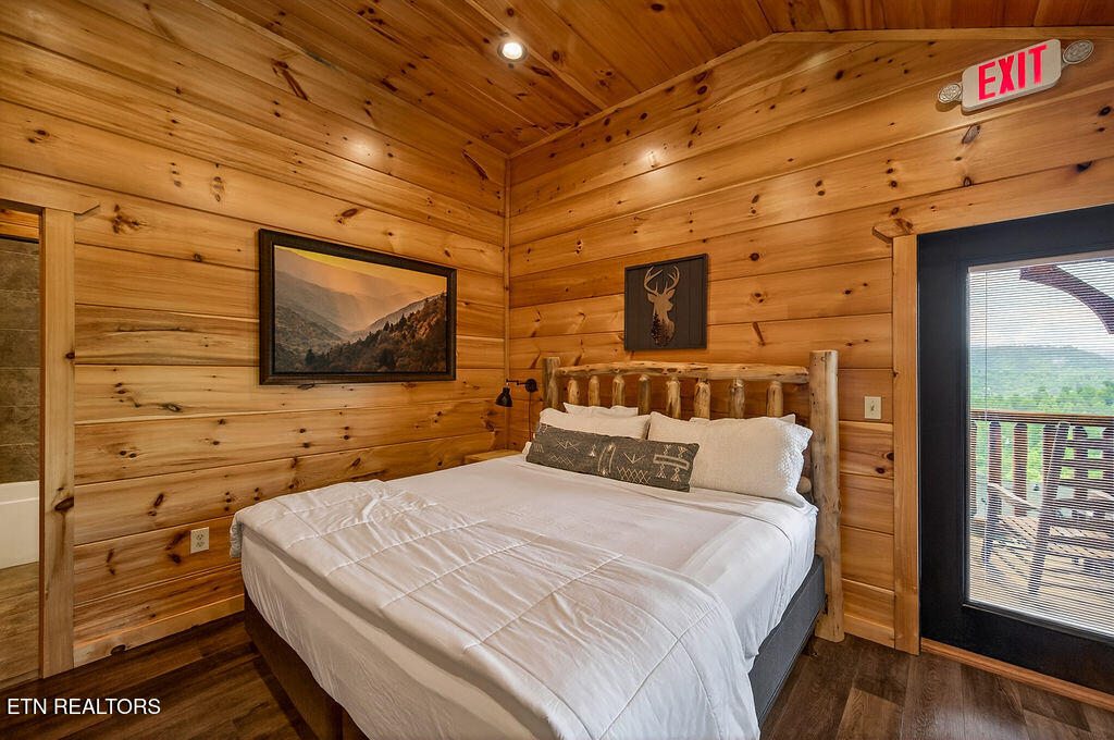 776 Mountain Stream Way Gatlinburg TN 37738