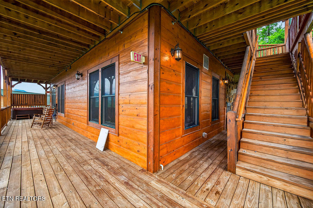 776 Mountain Stream Way Gatlinburg TN 37738