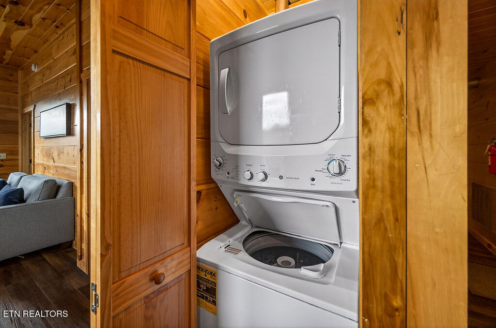776 Mountain Stream Way Gatlinburg TN 37738