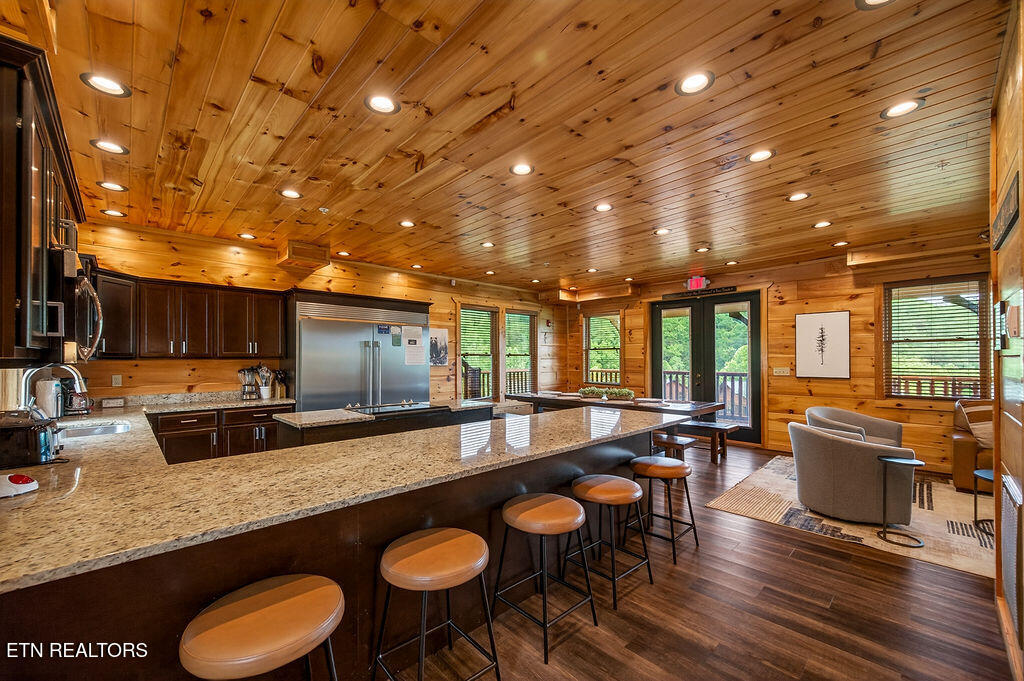 776 Mountain Stream Way Gatlinburg TN 37738