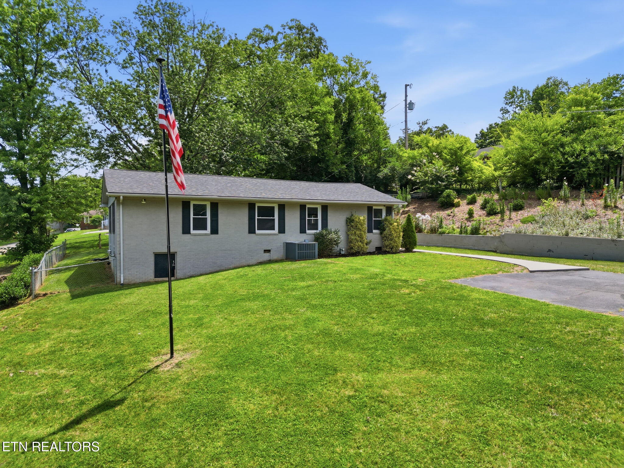 604 Weldon Drive Maryville TN 37801