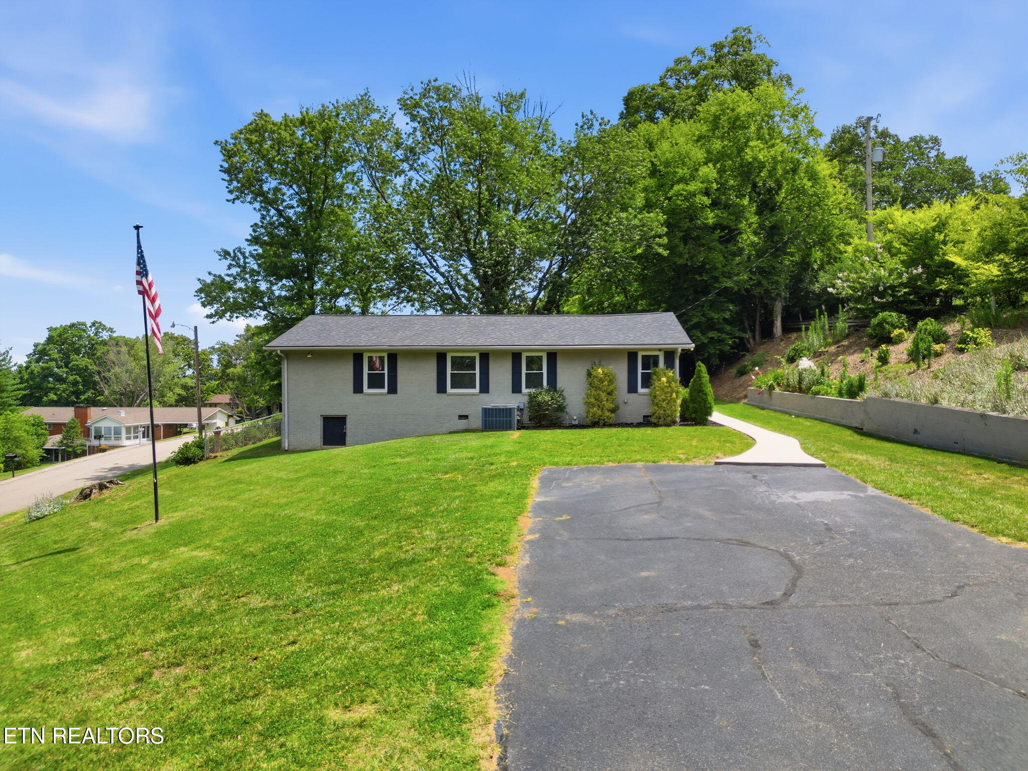 604 Weldon Drive Maryville TN 37801