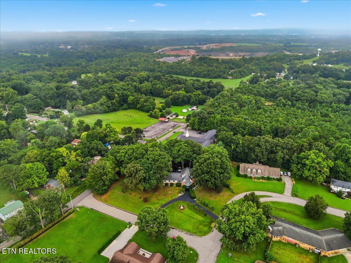 111 Red Oak Road Maryville TN 37803