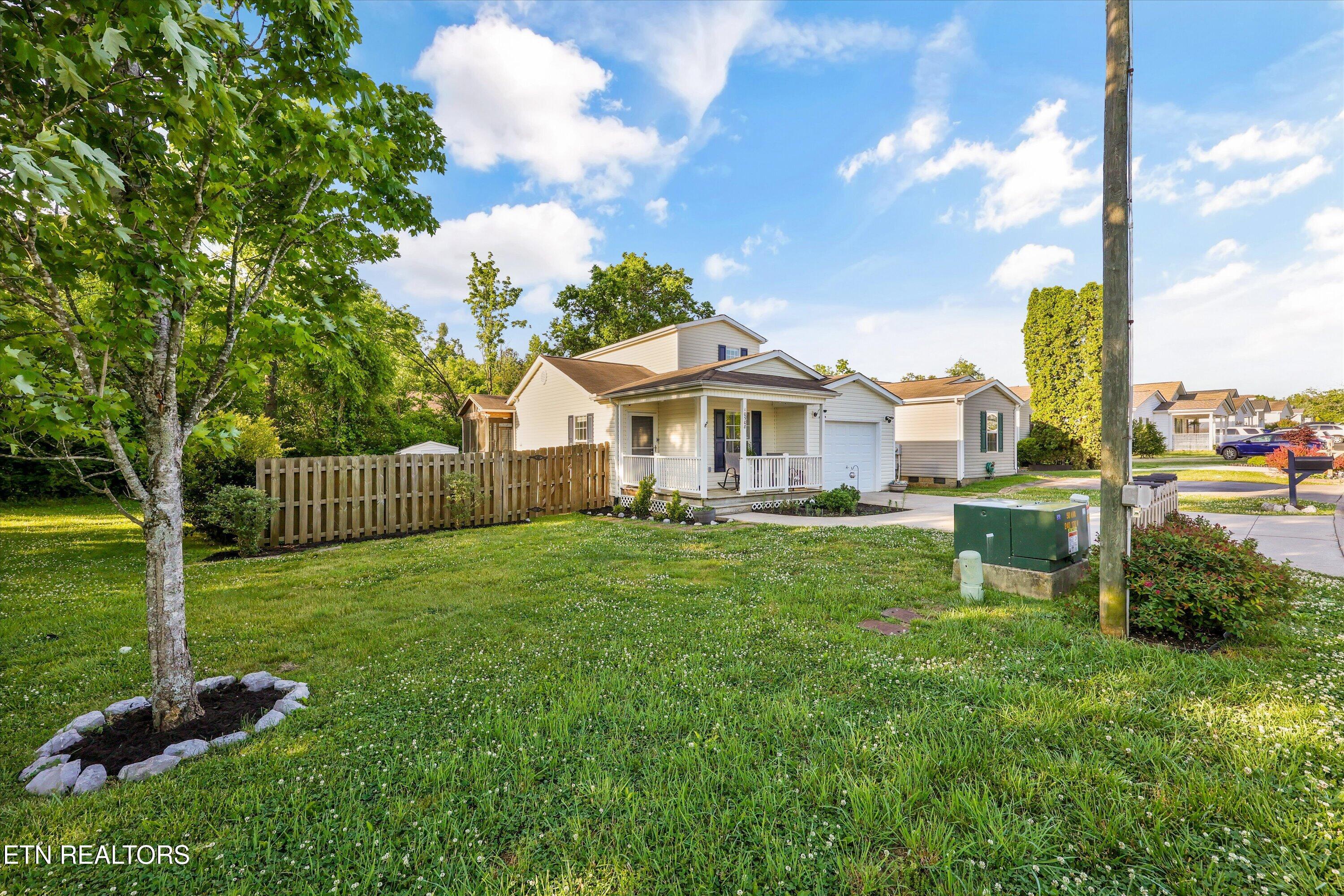 10508 Lone Star Way Knoxville TN 37932