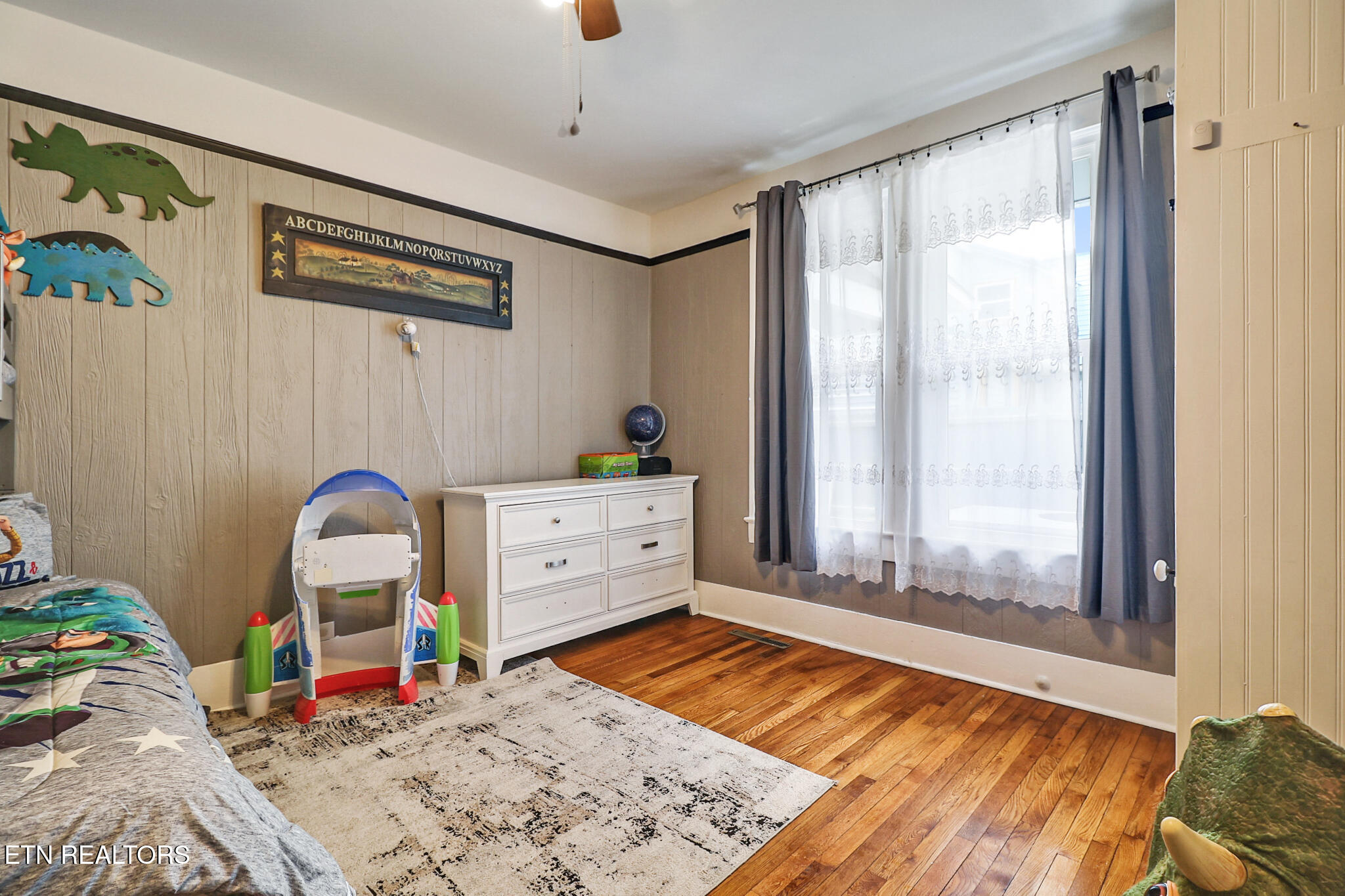 400 W Rockwood Street Rockwood TN 37854