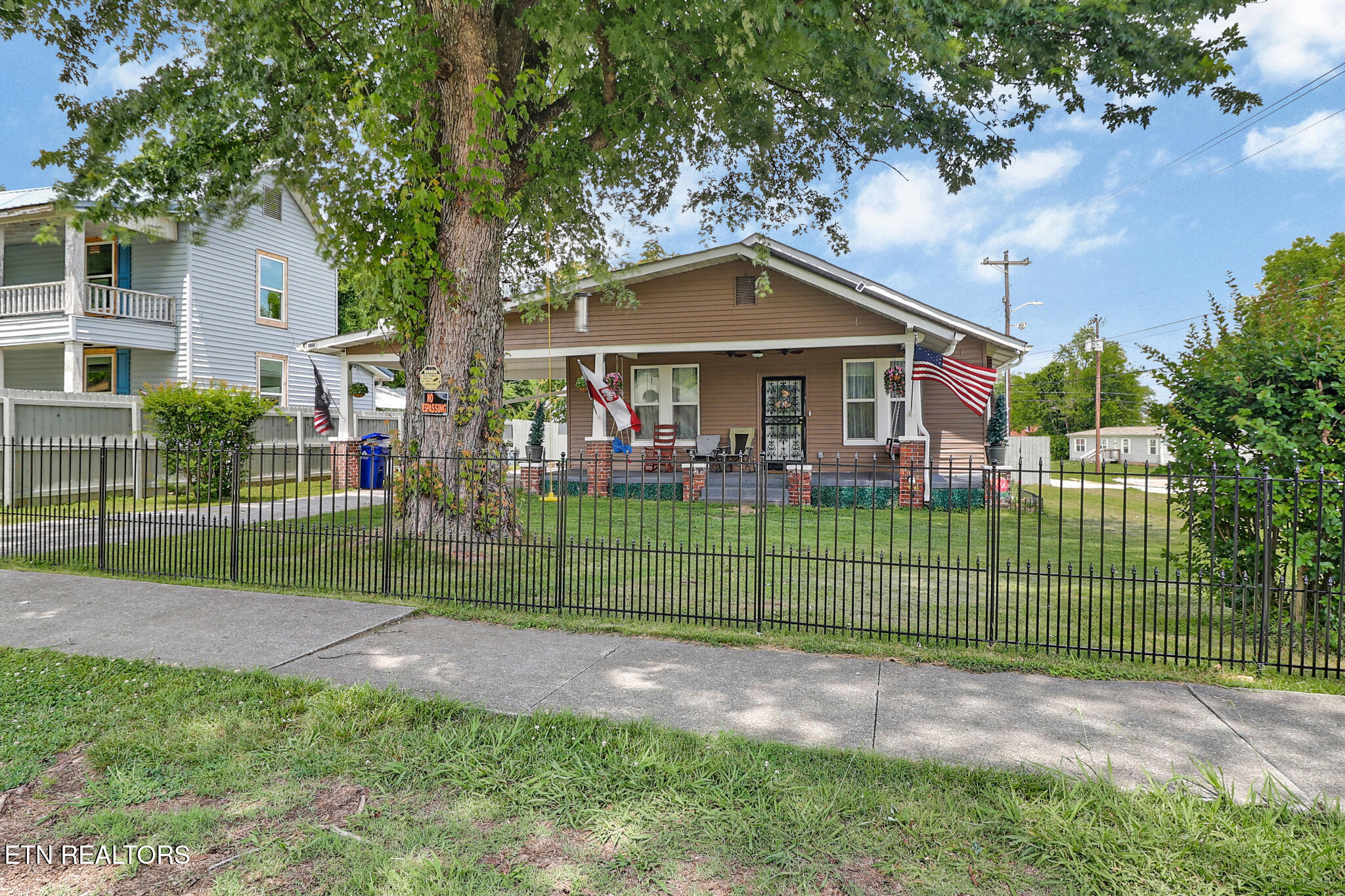 400 W Rockwood Street Rockwood TN 37854