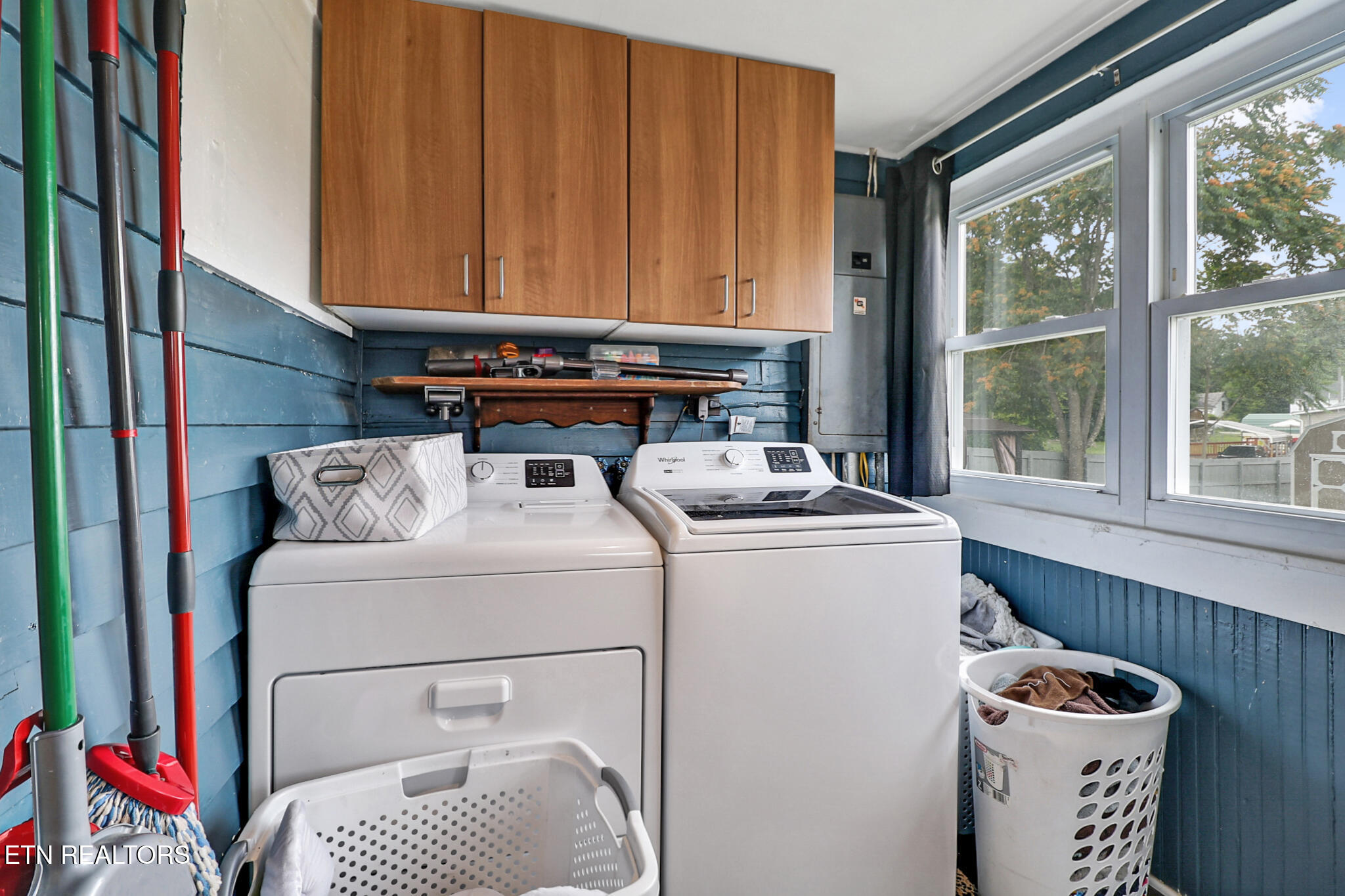 400 W Rockwood Street Rockwood TN 37854