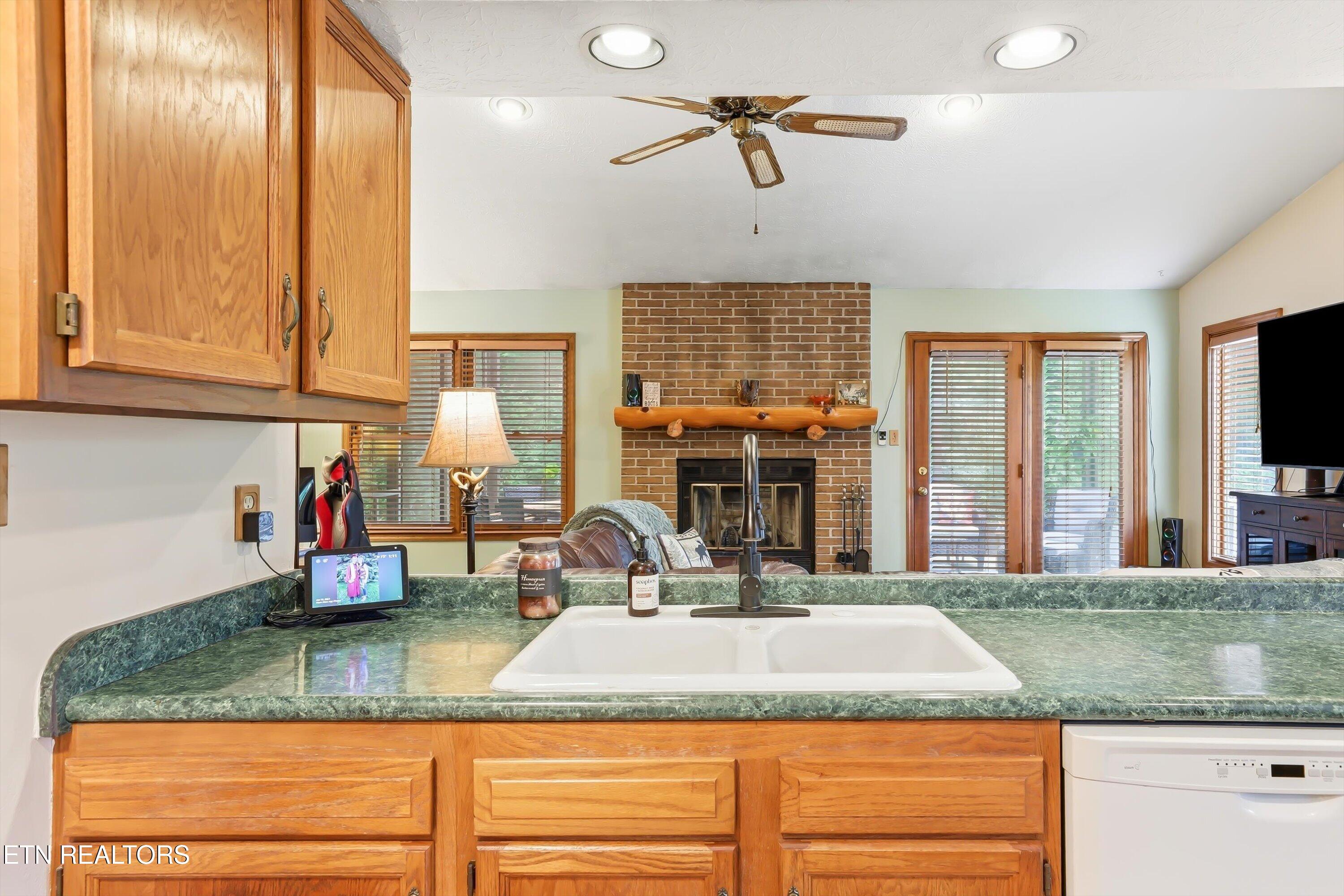 112 Wedgewood Road Oak Ridge TN 37830
