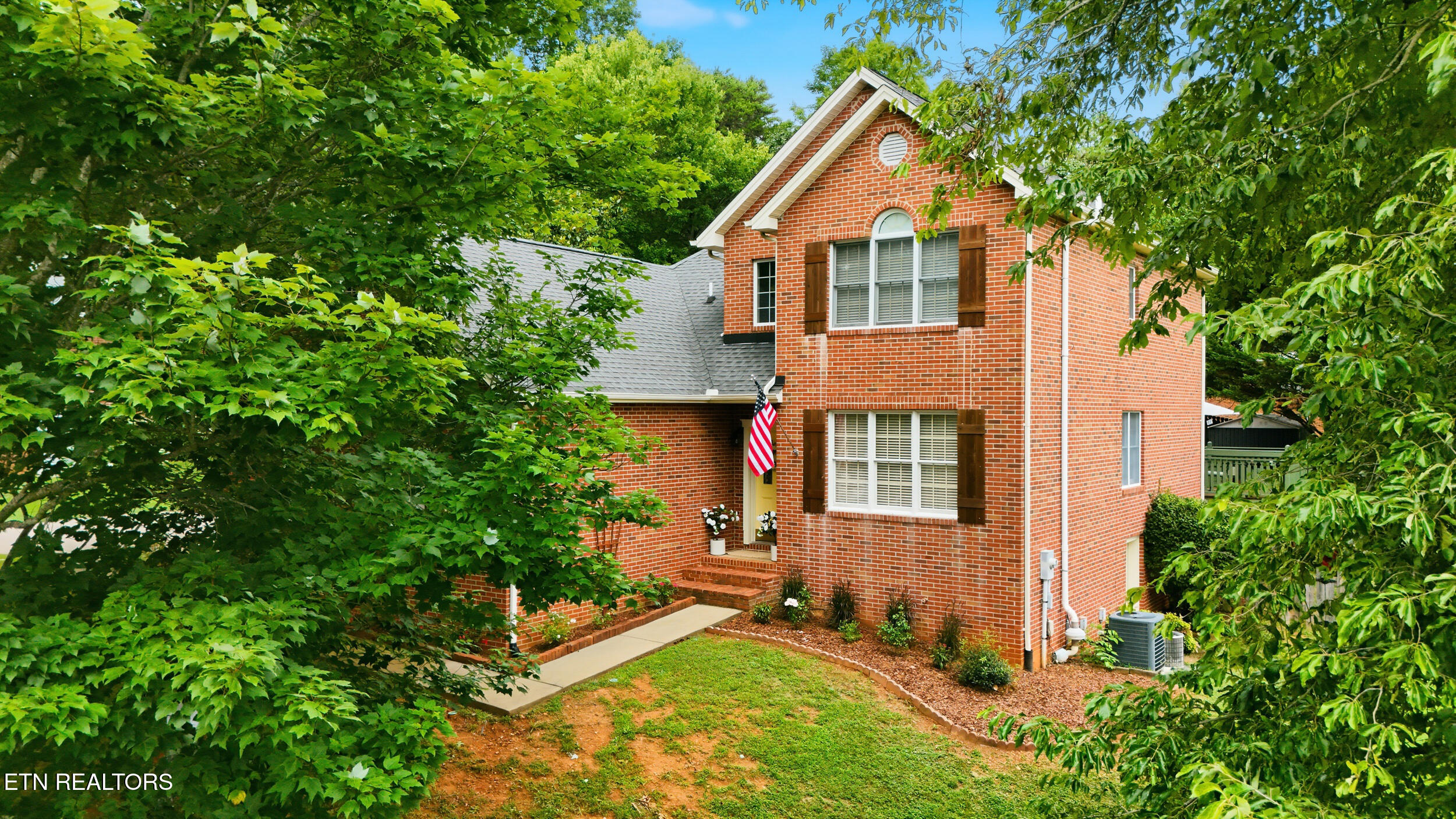 1021 Timberidge Trail Kingsport TN 37660