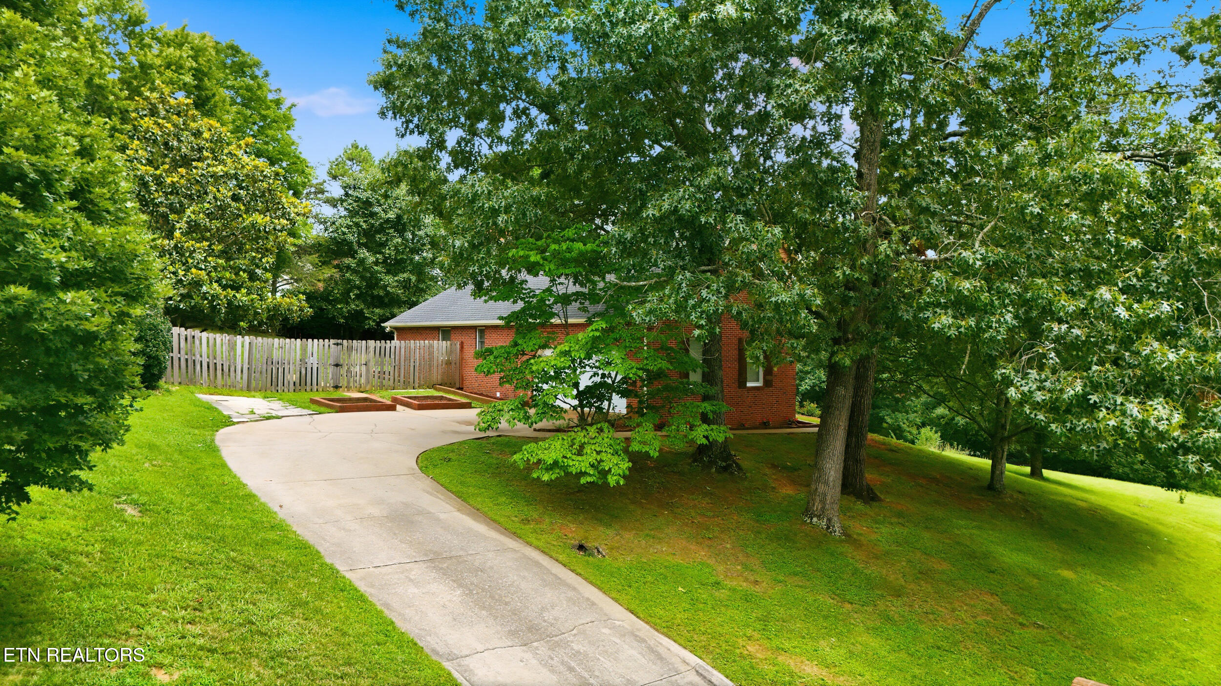 1021 Timberidge Trail Kingsport TN 37660