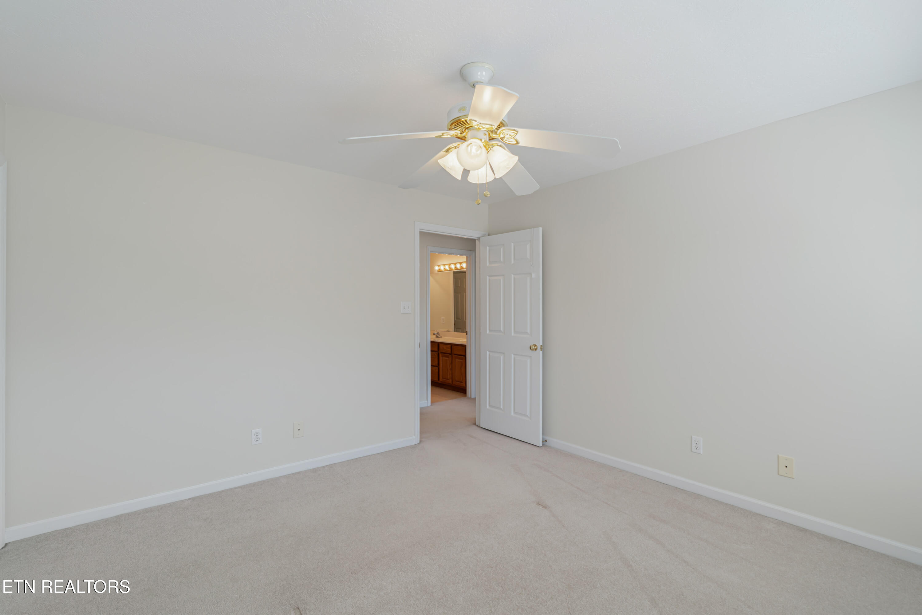 7233 Ashburton Drive Knoxville TN 37909