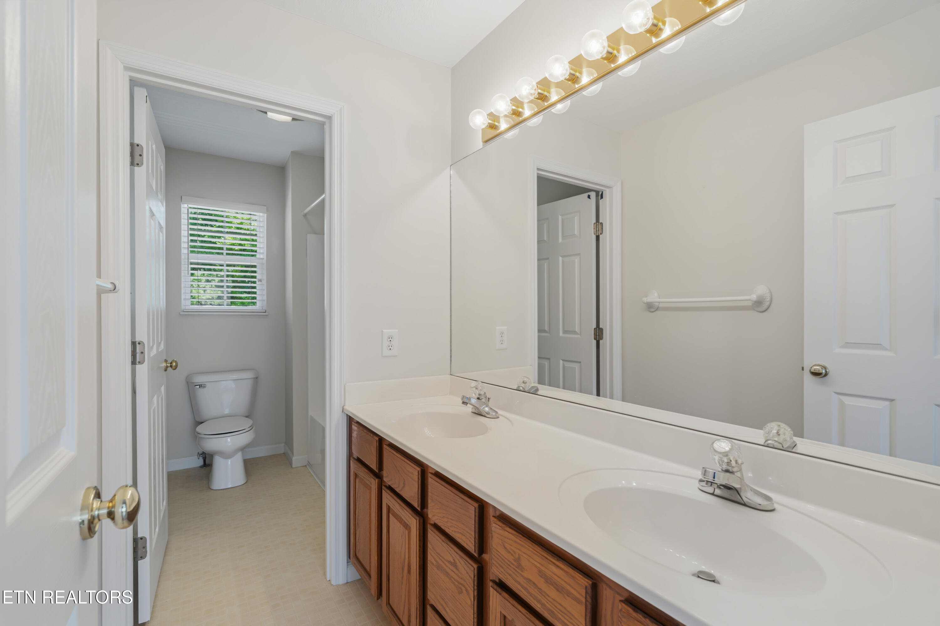 7233 Ashburton Drive Knoxville TN 37909