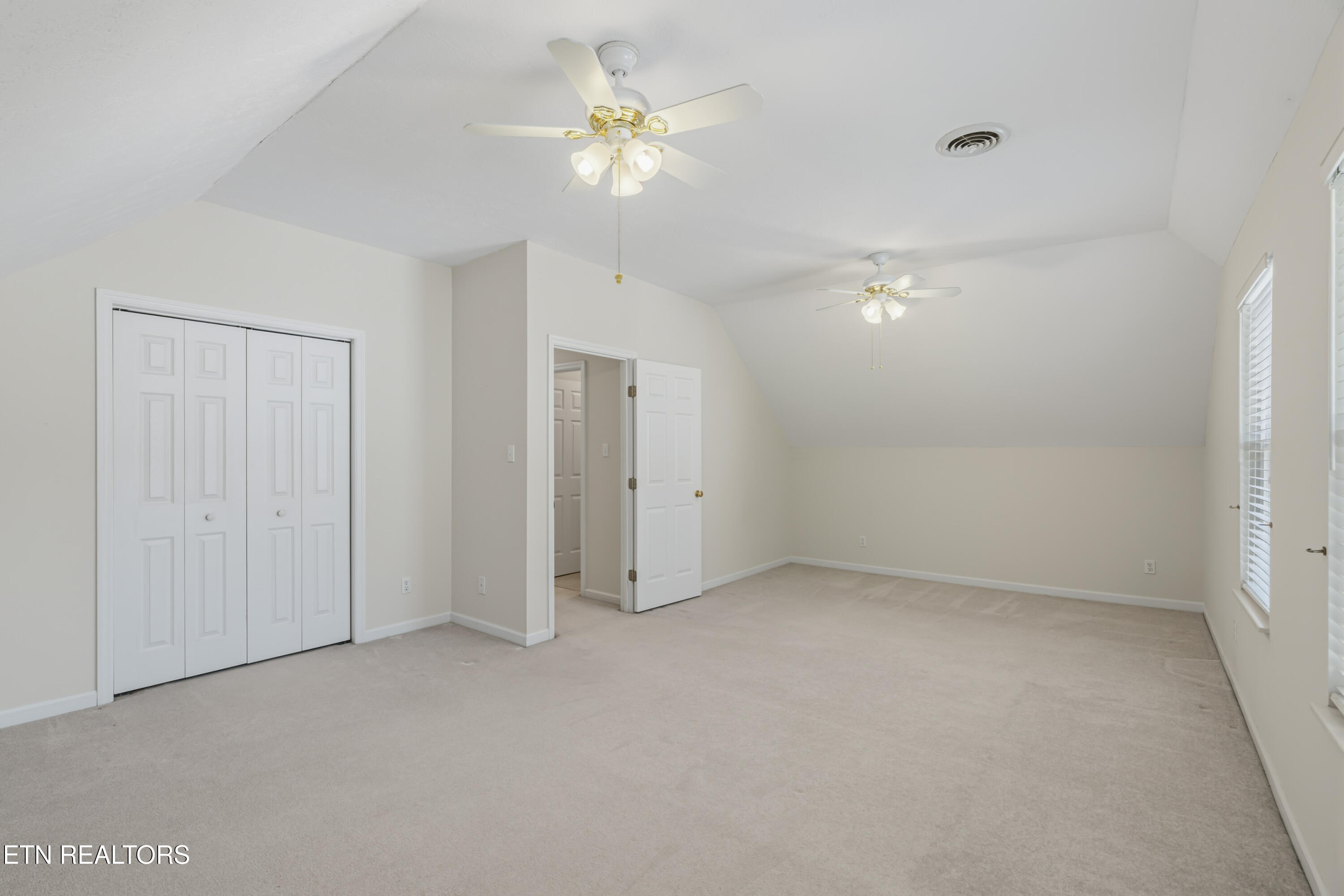 7233 Ashburton Drive Knoxville TN 37909