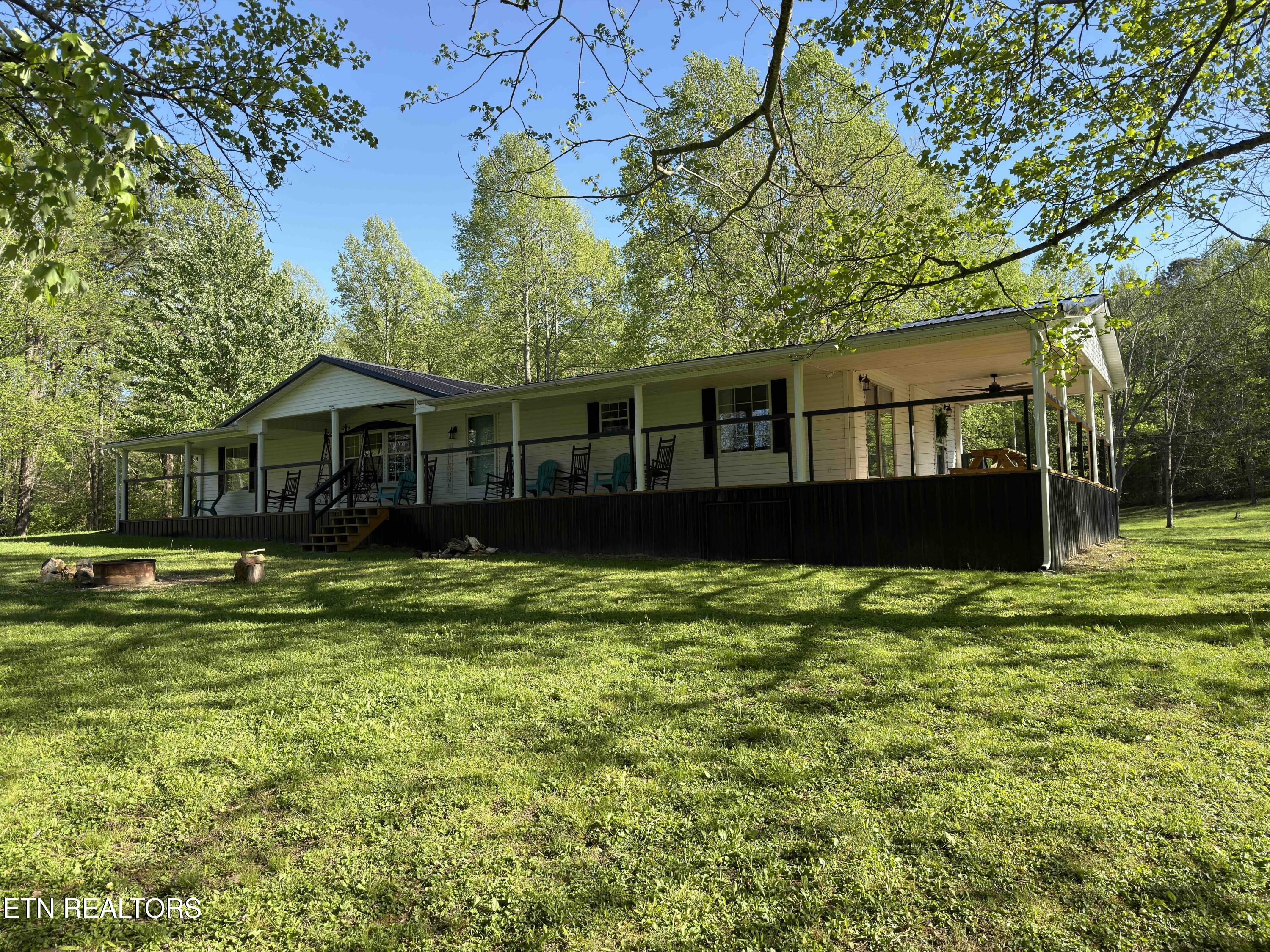 4601 White Oak Road Duff TN 37729