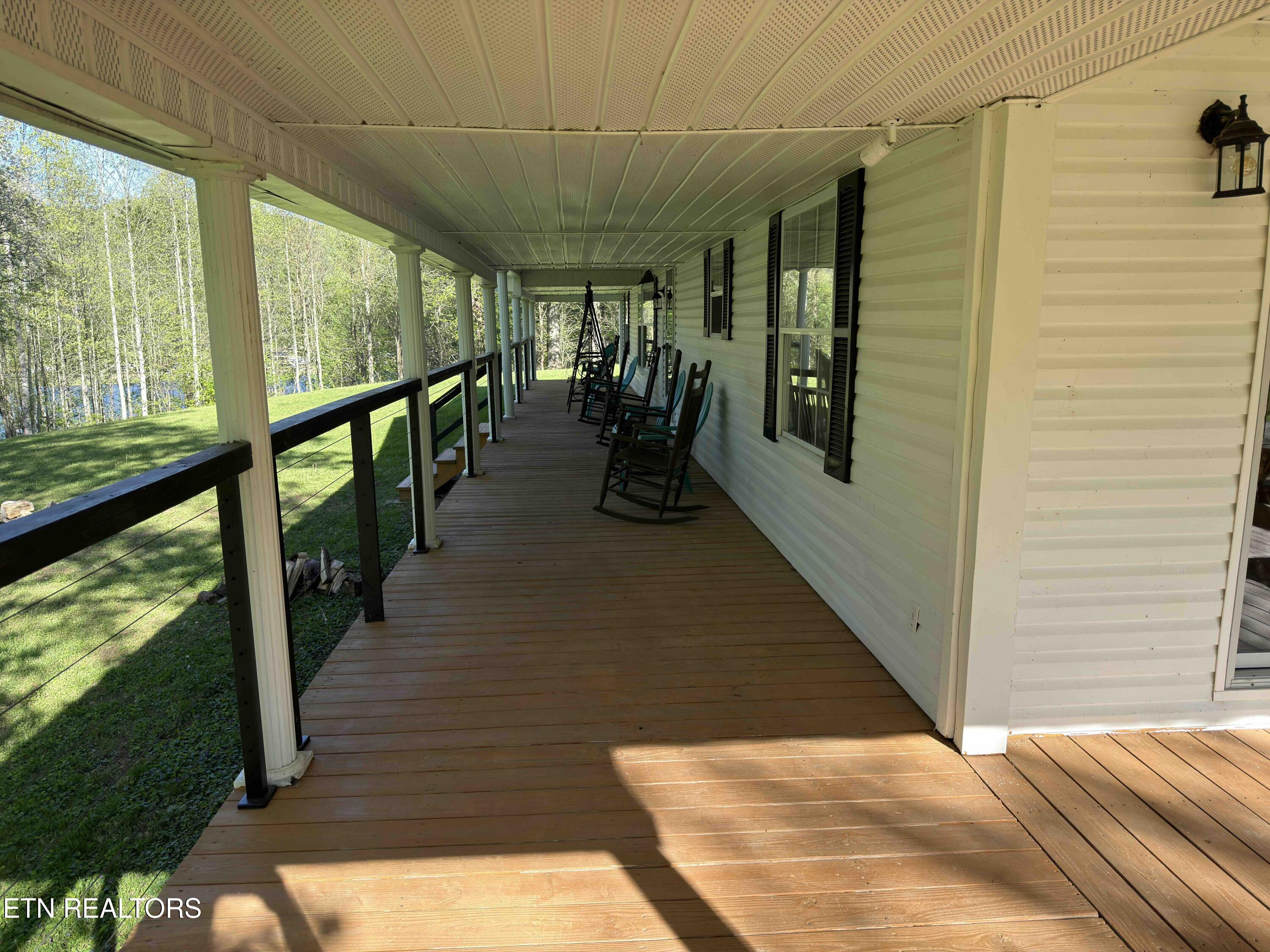 4601 White Oak Road Duff TN 37729