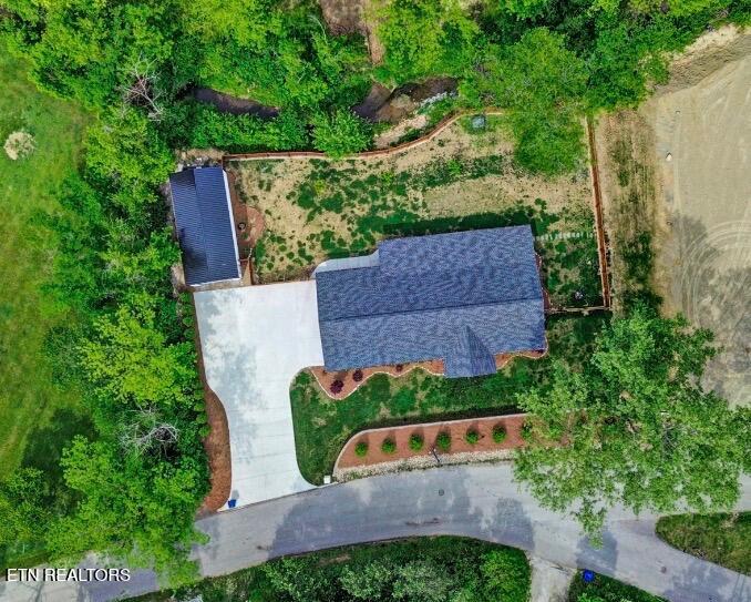 200 Easter Street Harriman TN 37748