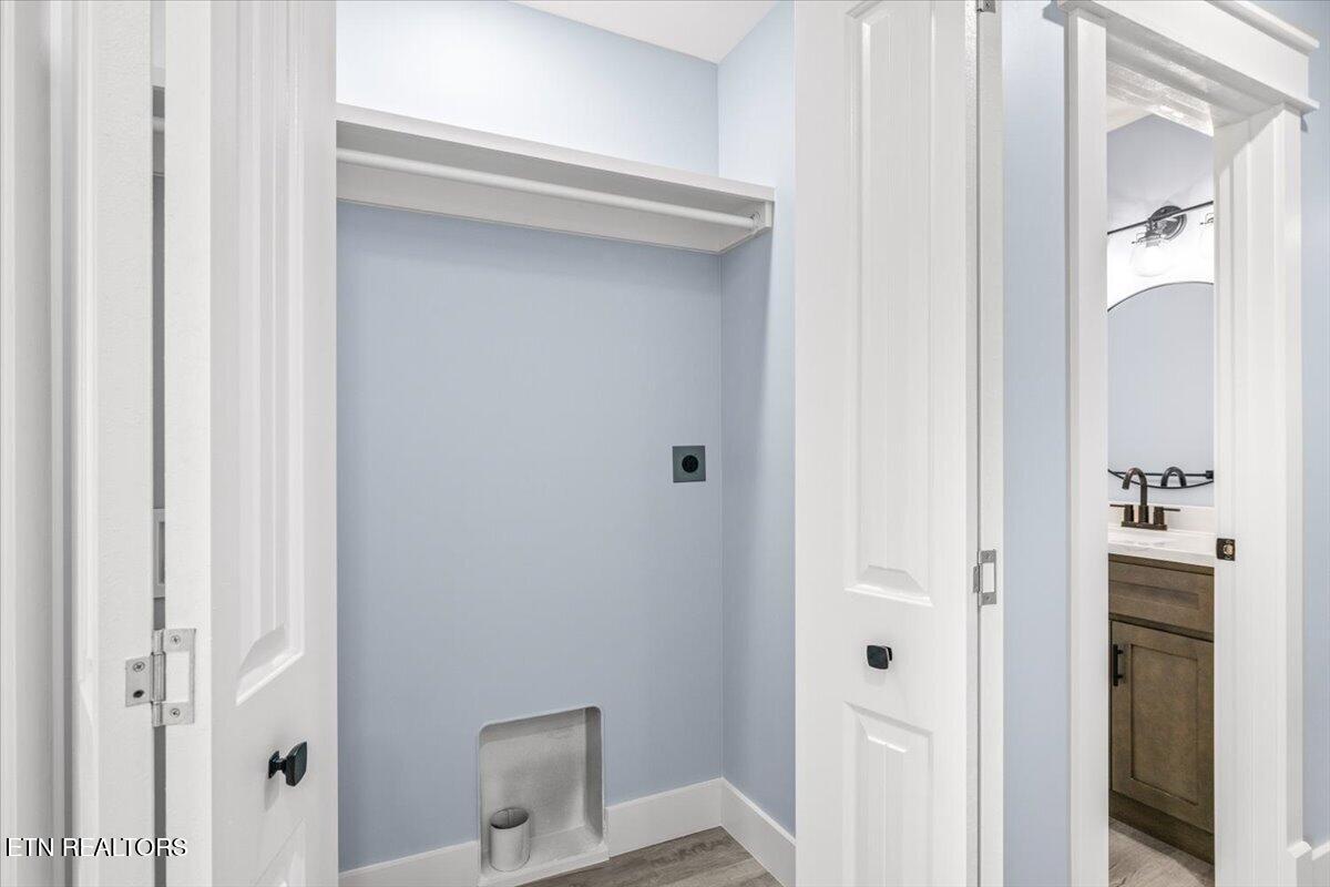 111 Azalea Lane Jacksboro TN 37757