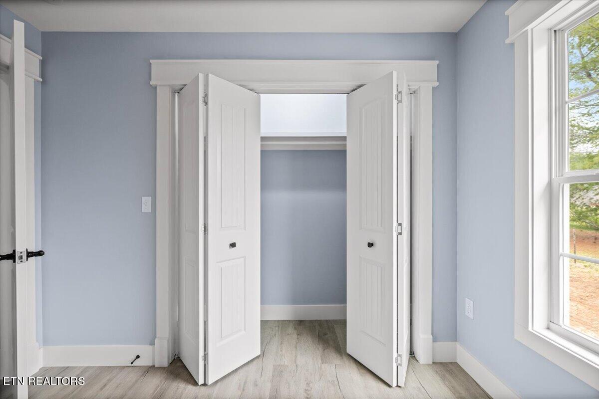 111 Azalea Lane Jacksboro TN 37757