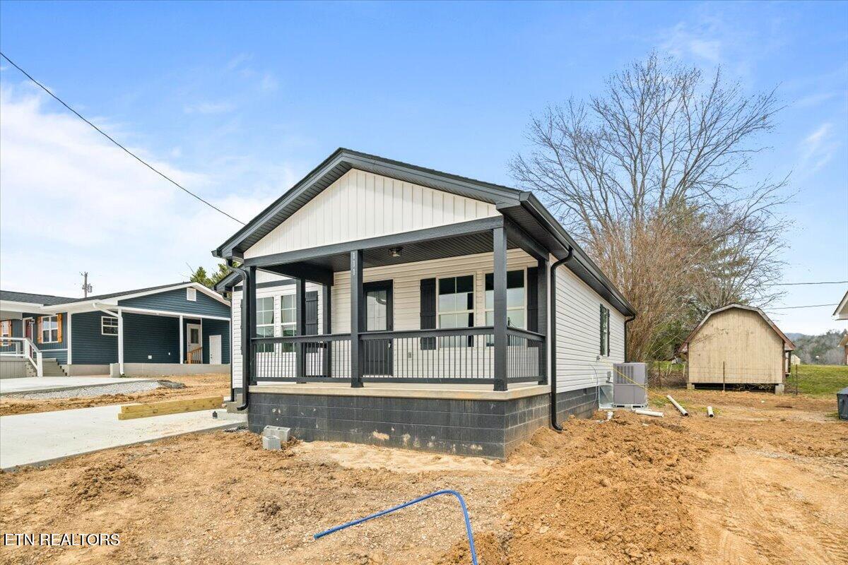 111 Azalea Lane Jacksboro TN 37757