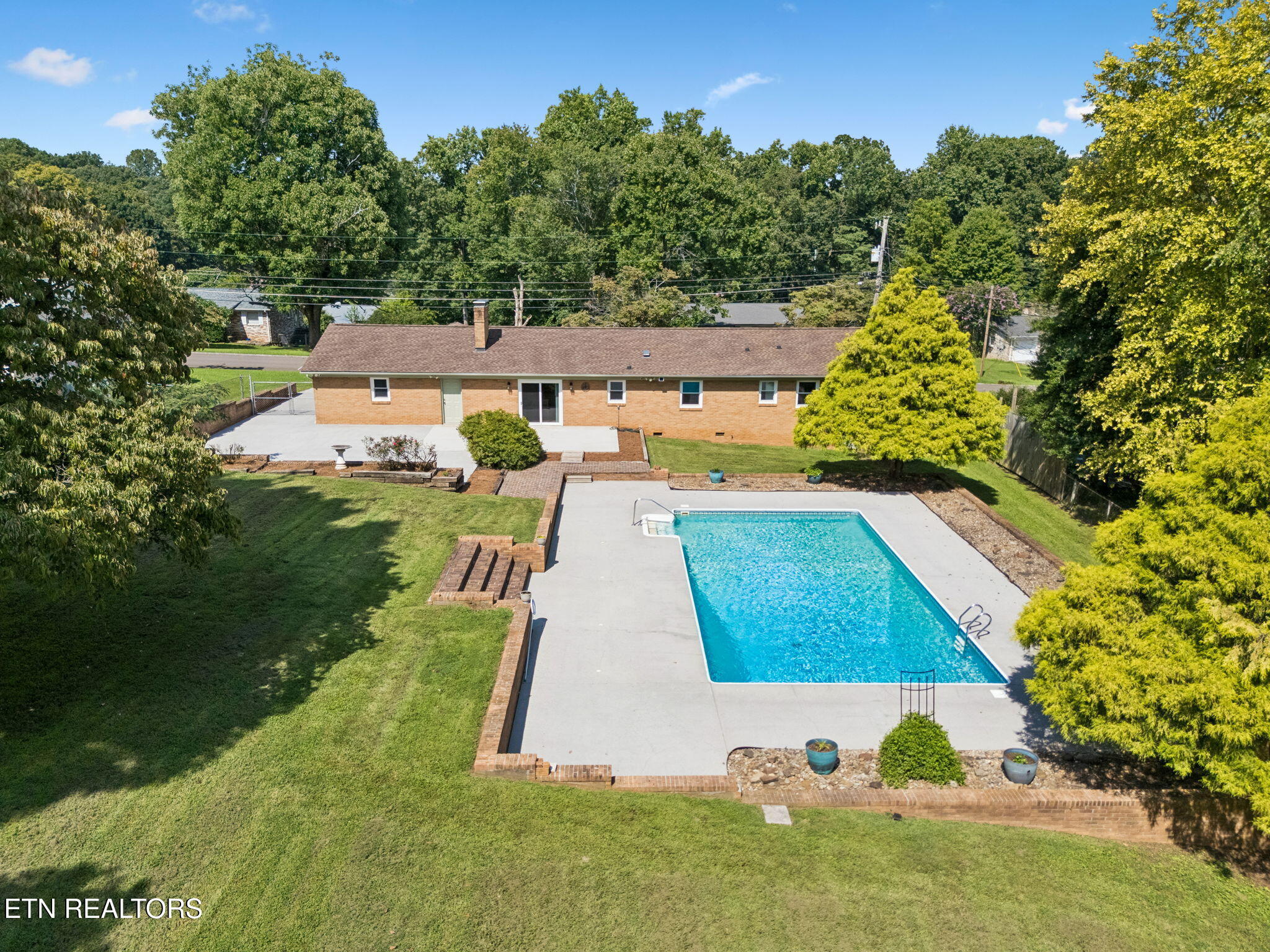 4640 Robindale Drive Knoxville TN 37921