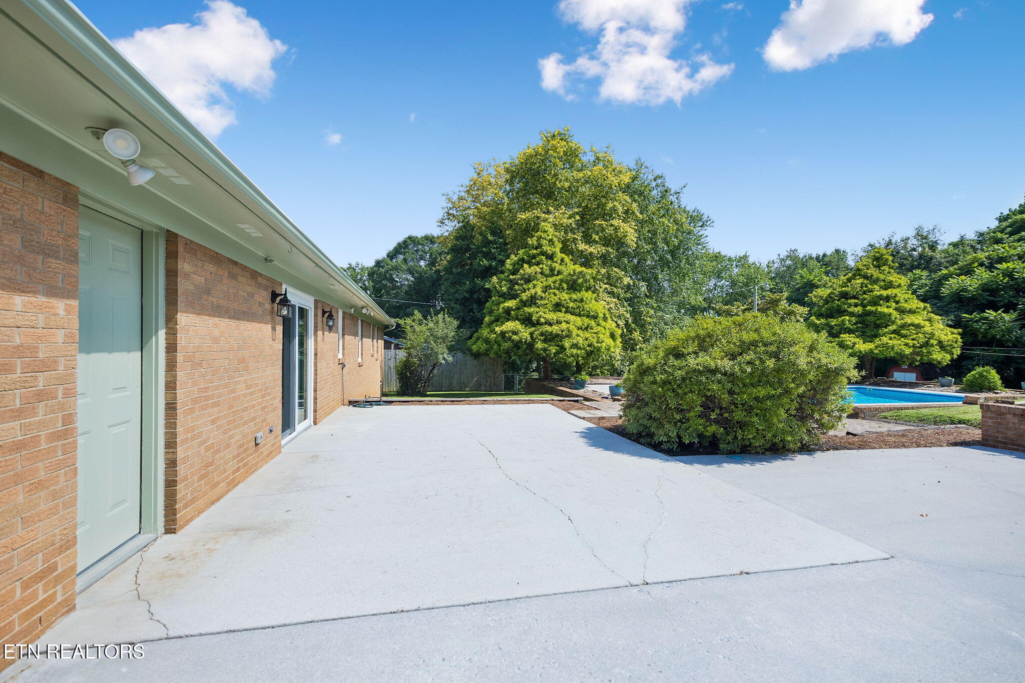4640 Robindale Drive Knoxville TN 37921