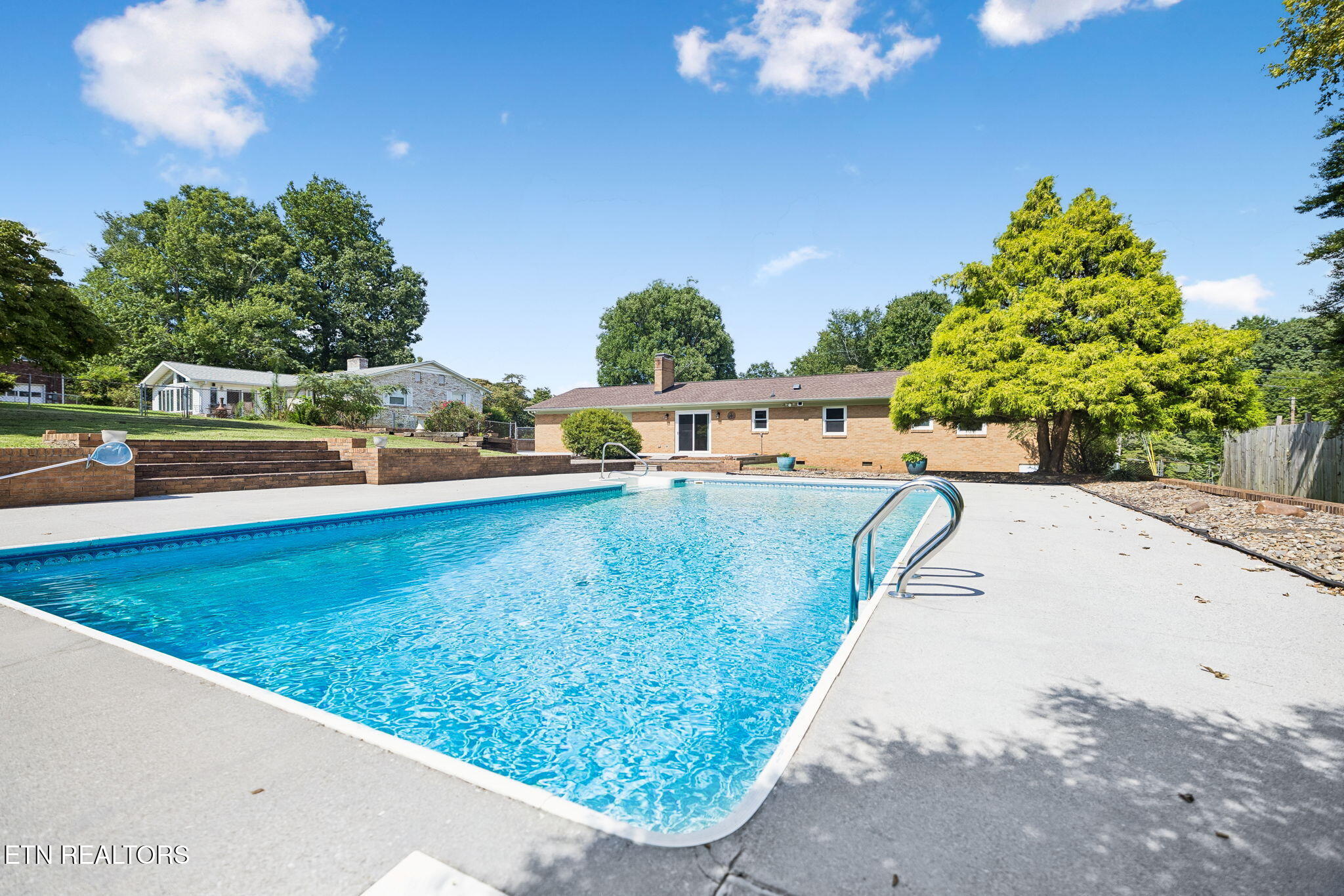 4640 Robindale Drive Knoxville TN 37921