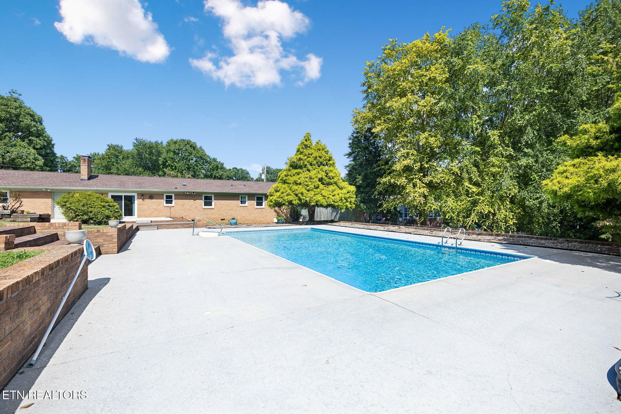 4640 Robindale Drive Knoxville TN 37921
