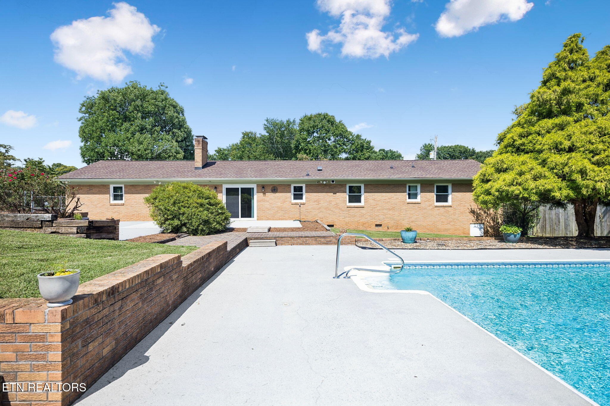 4640 Robindale Drive Knoxville TN 37921