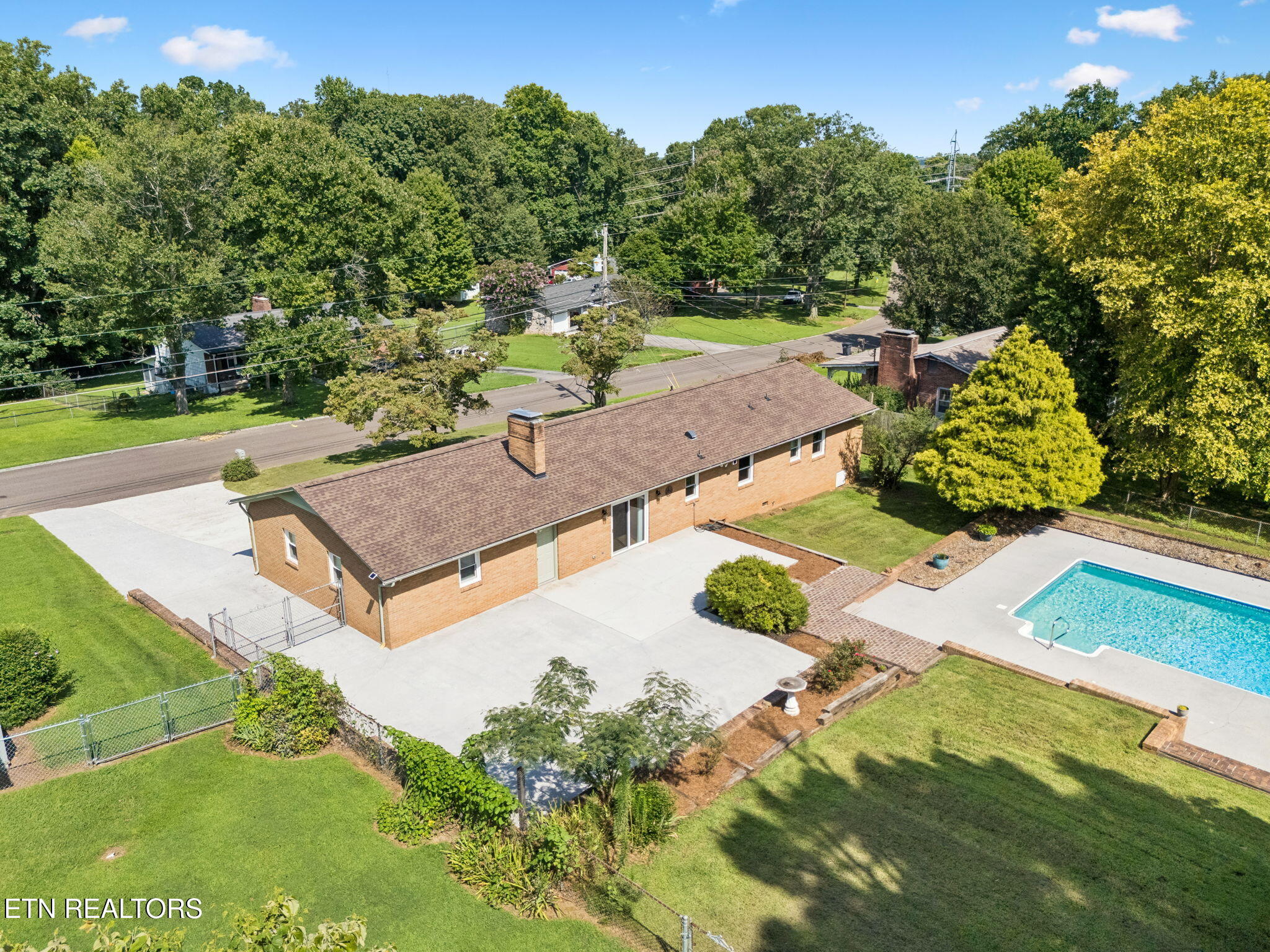 4640 Robindale Drive Knoxville TN 37921
