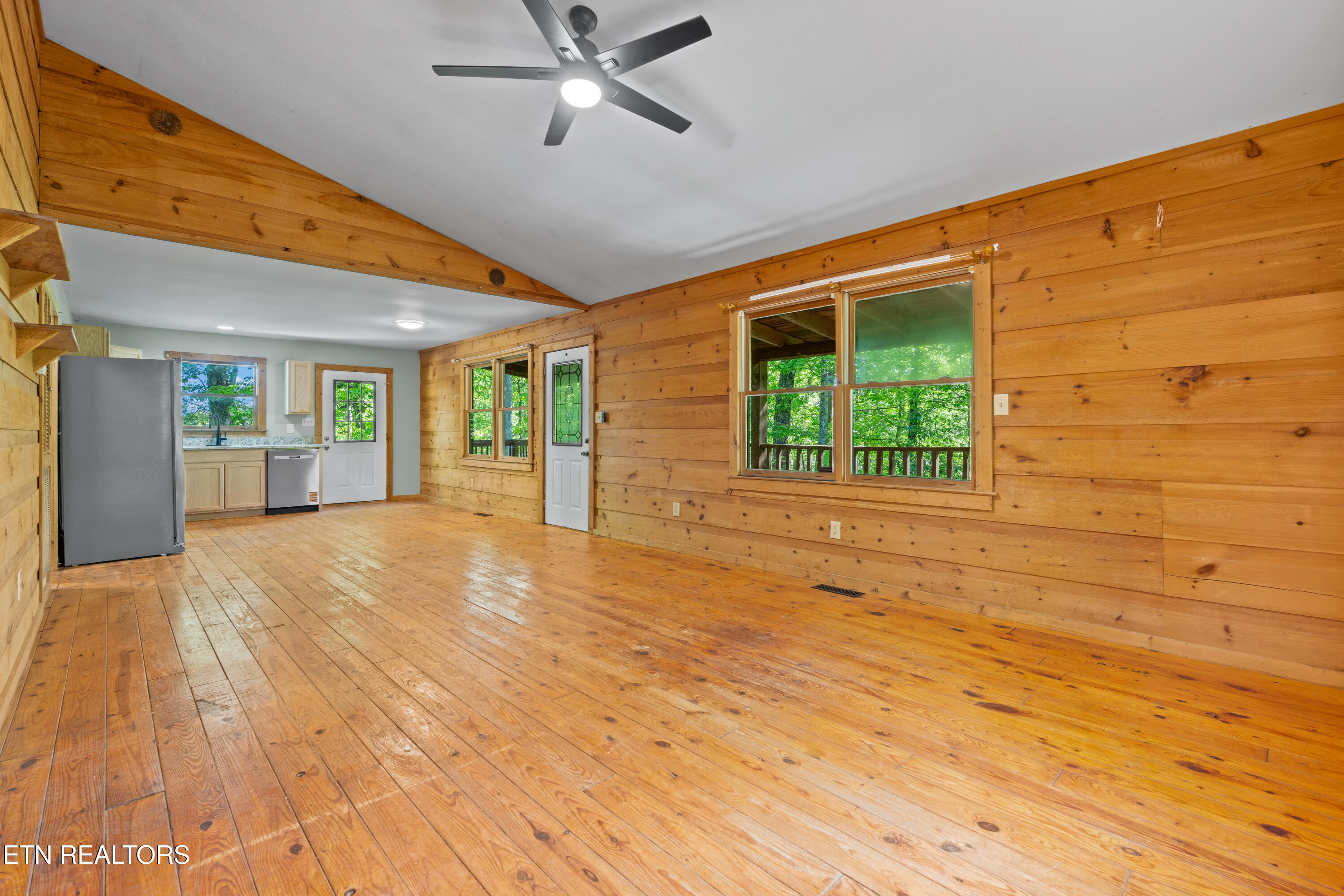 3521 Vonnie View Way Sevierville TN 37876