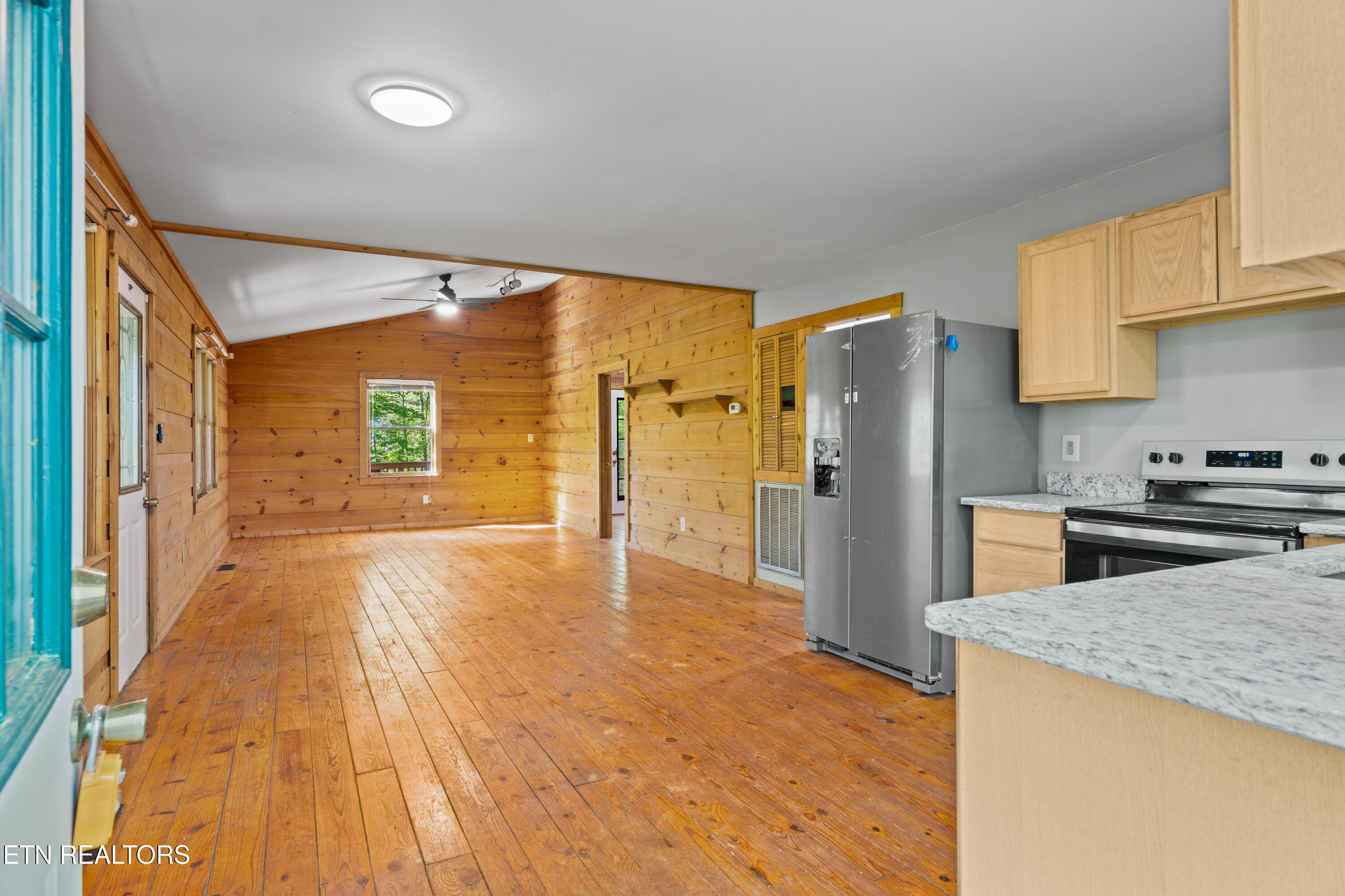3521 Vonnie View Way Sevierville TN 37876