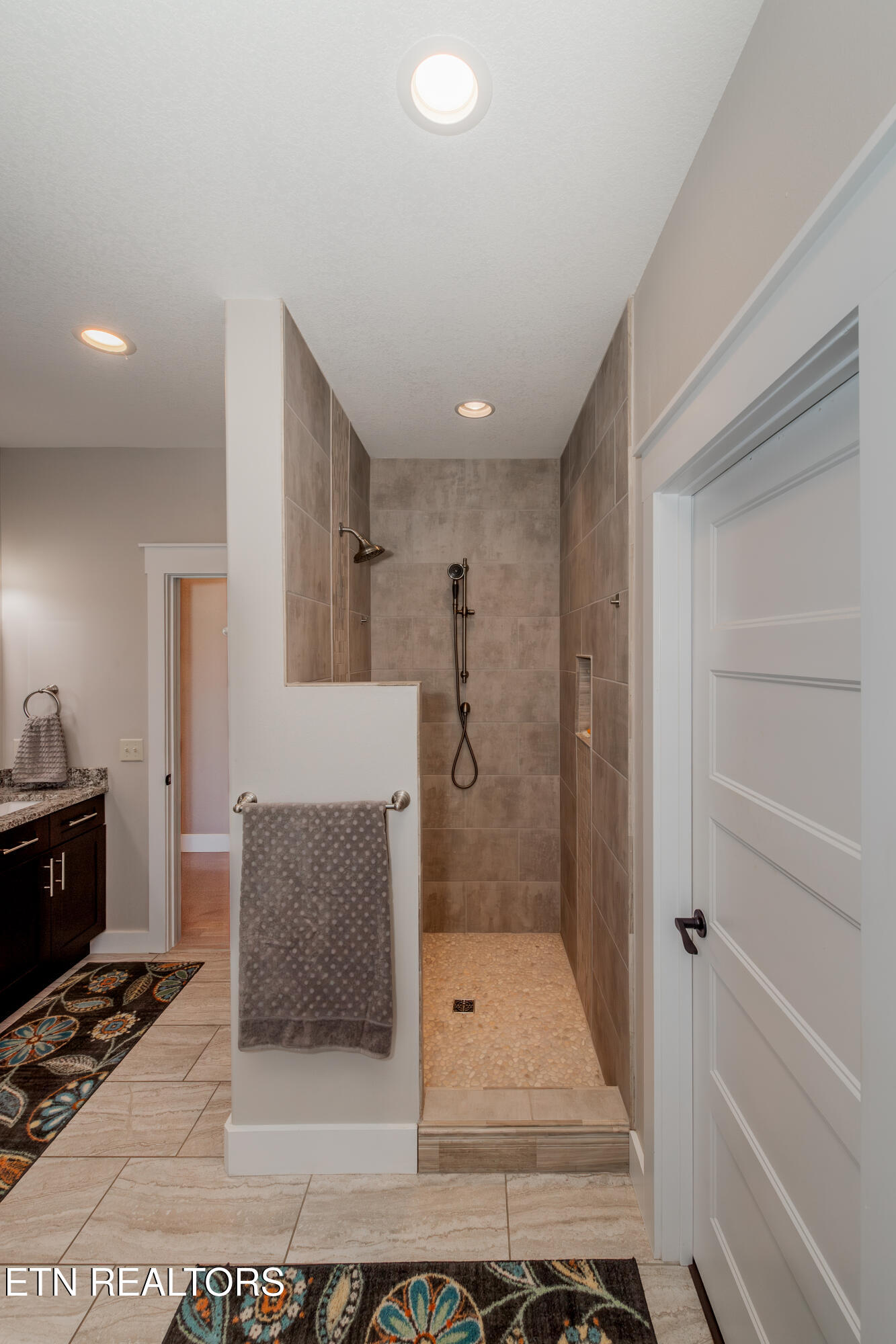233 Serenity Drive Harriman TN 37748