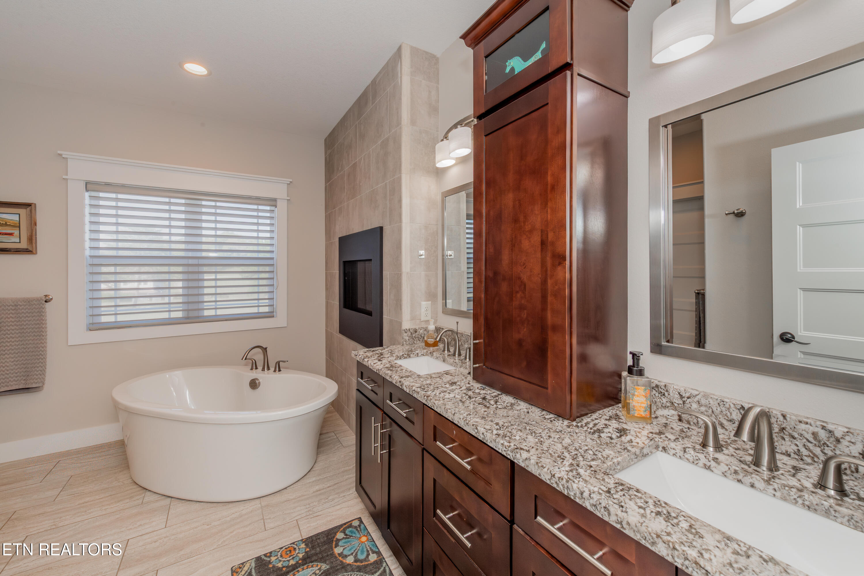 233 Serenity Drive Harriman TN 37748