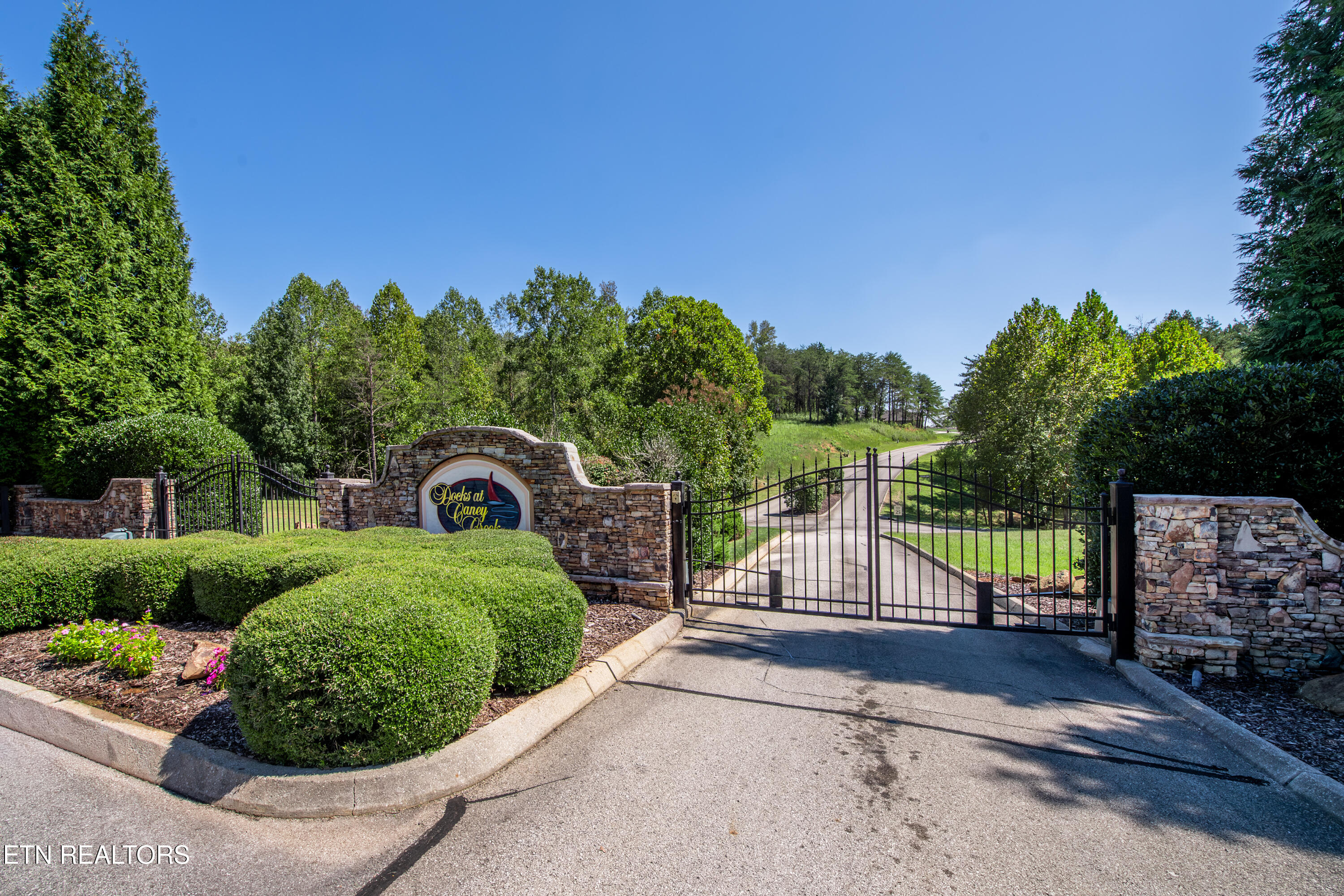 233 Serenity Drive Harriman TN 37748