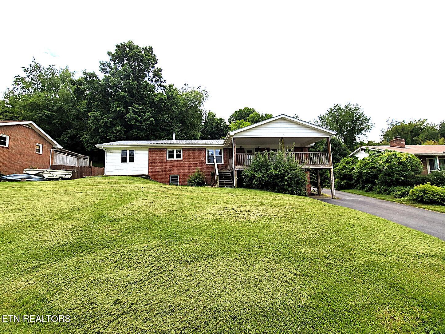 228 Smiley Circle Blountville TN 37617