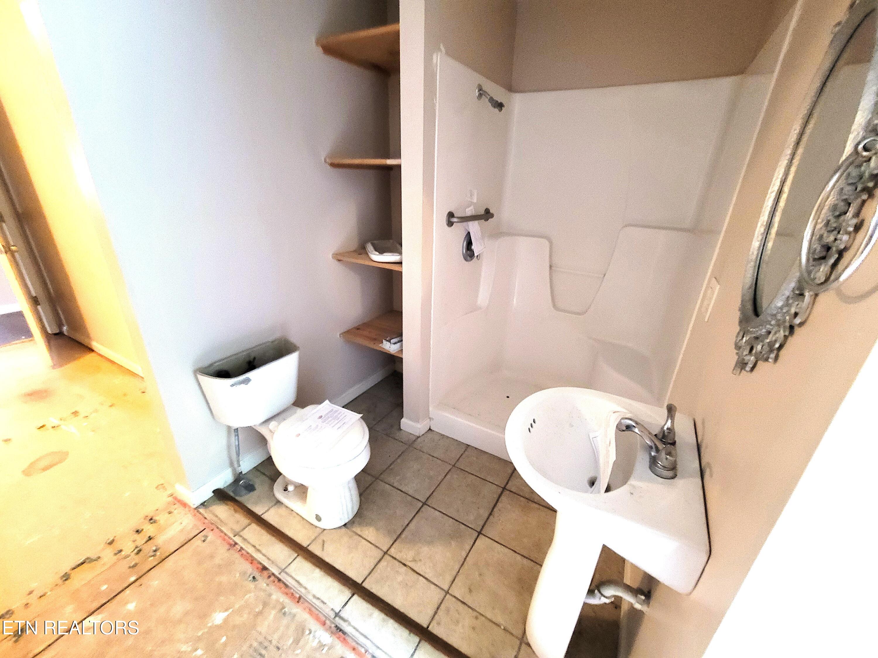 228 Smiley Circle Blountville TN 37617