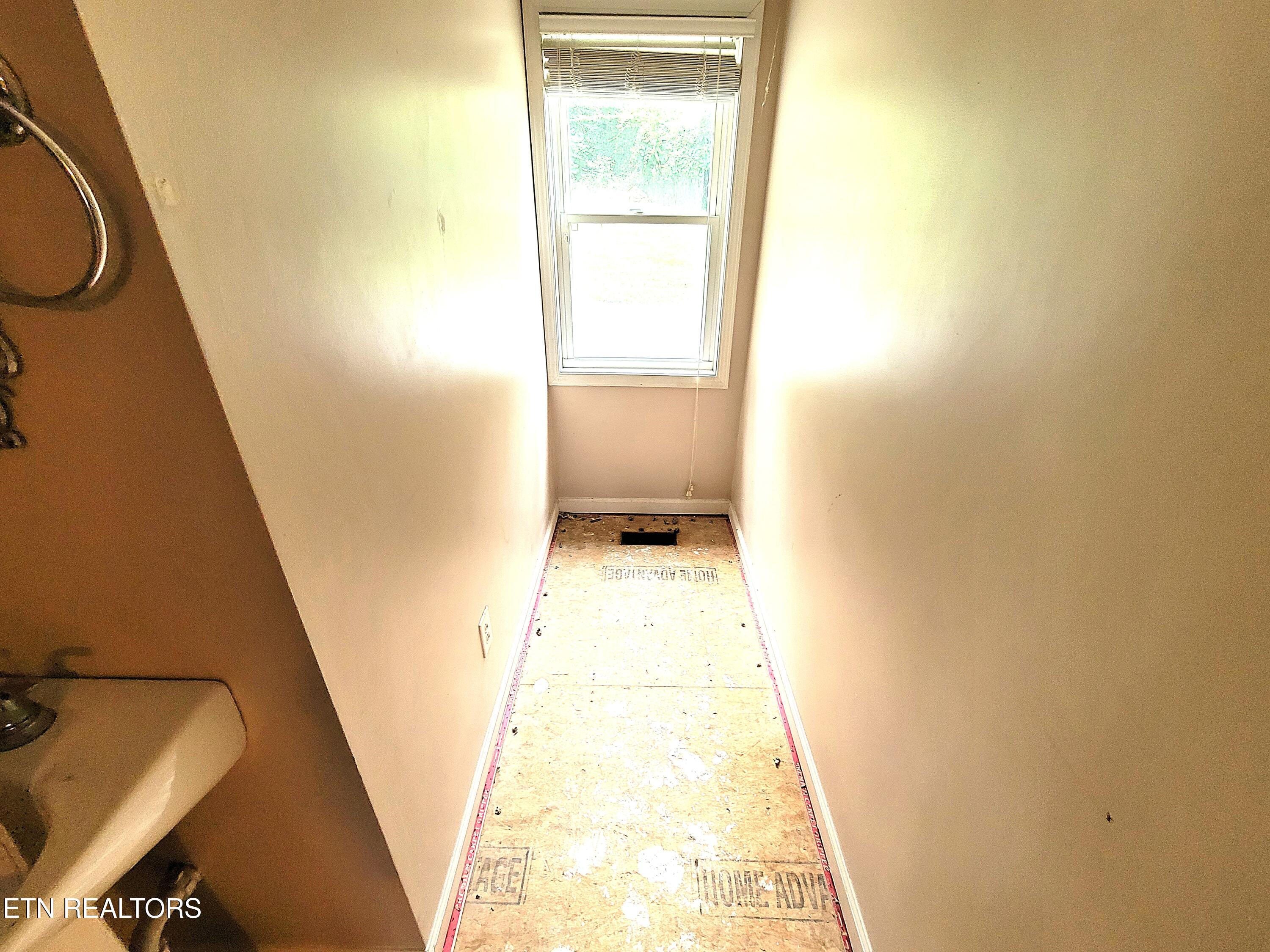 228 Smiley Circle Blountville TN 37617
