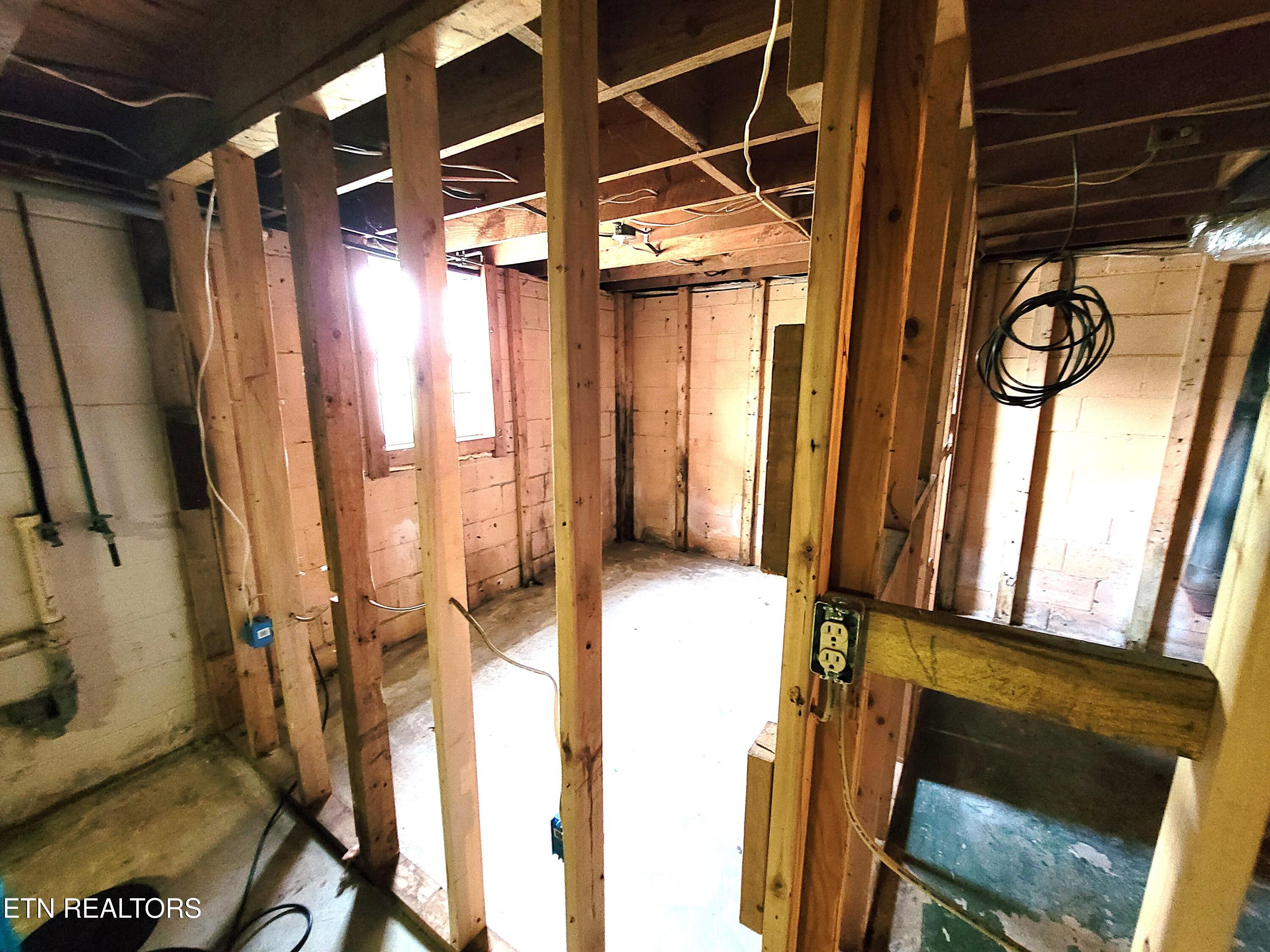 228 Smiley Circle Blountville TN 37617
