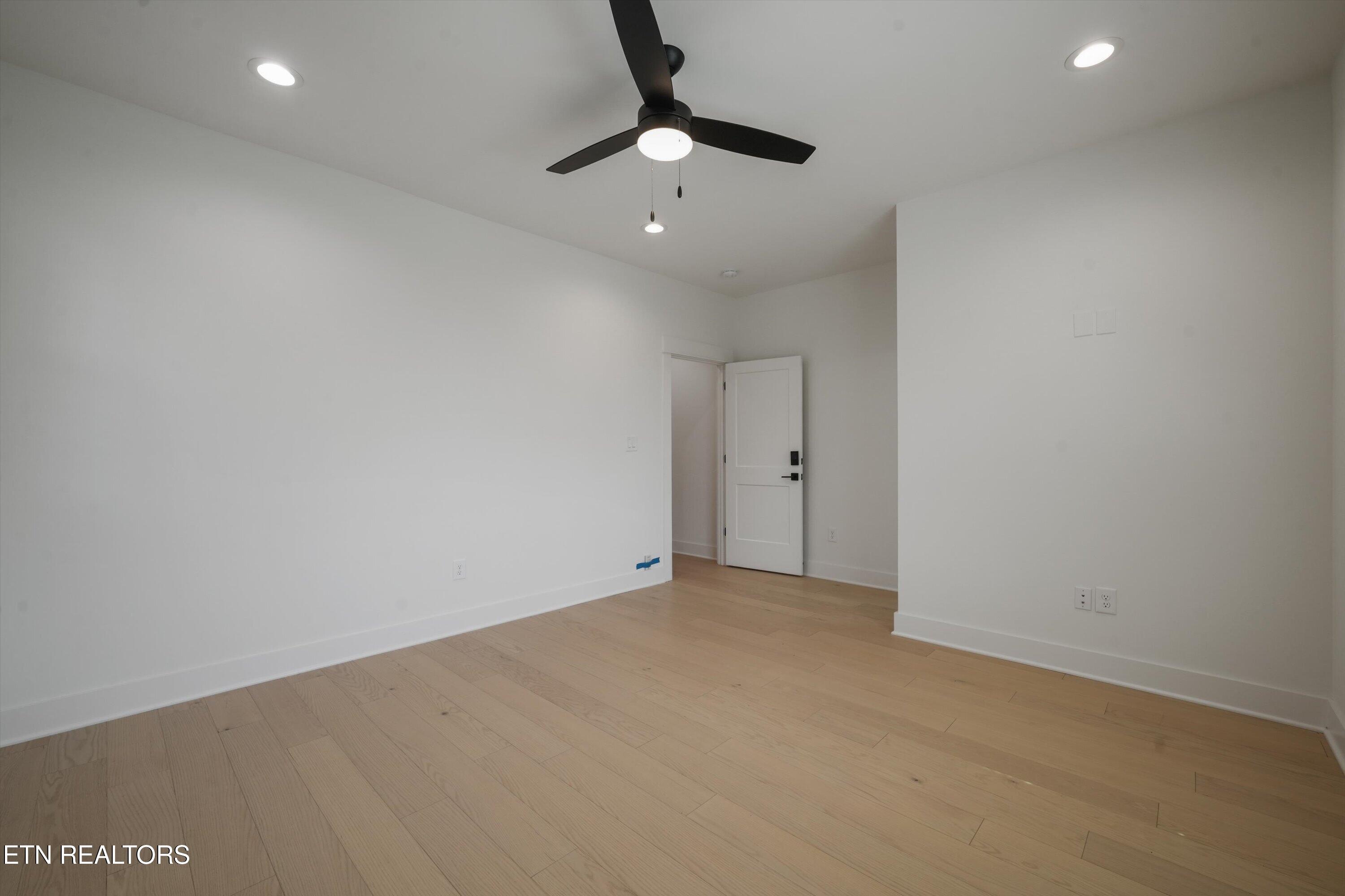 9827 Clingmans Dome Drive Knoxville TN 37922