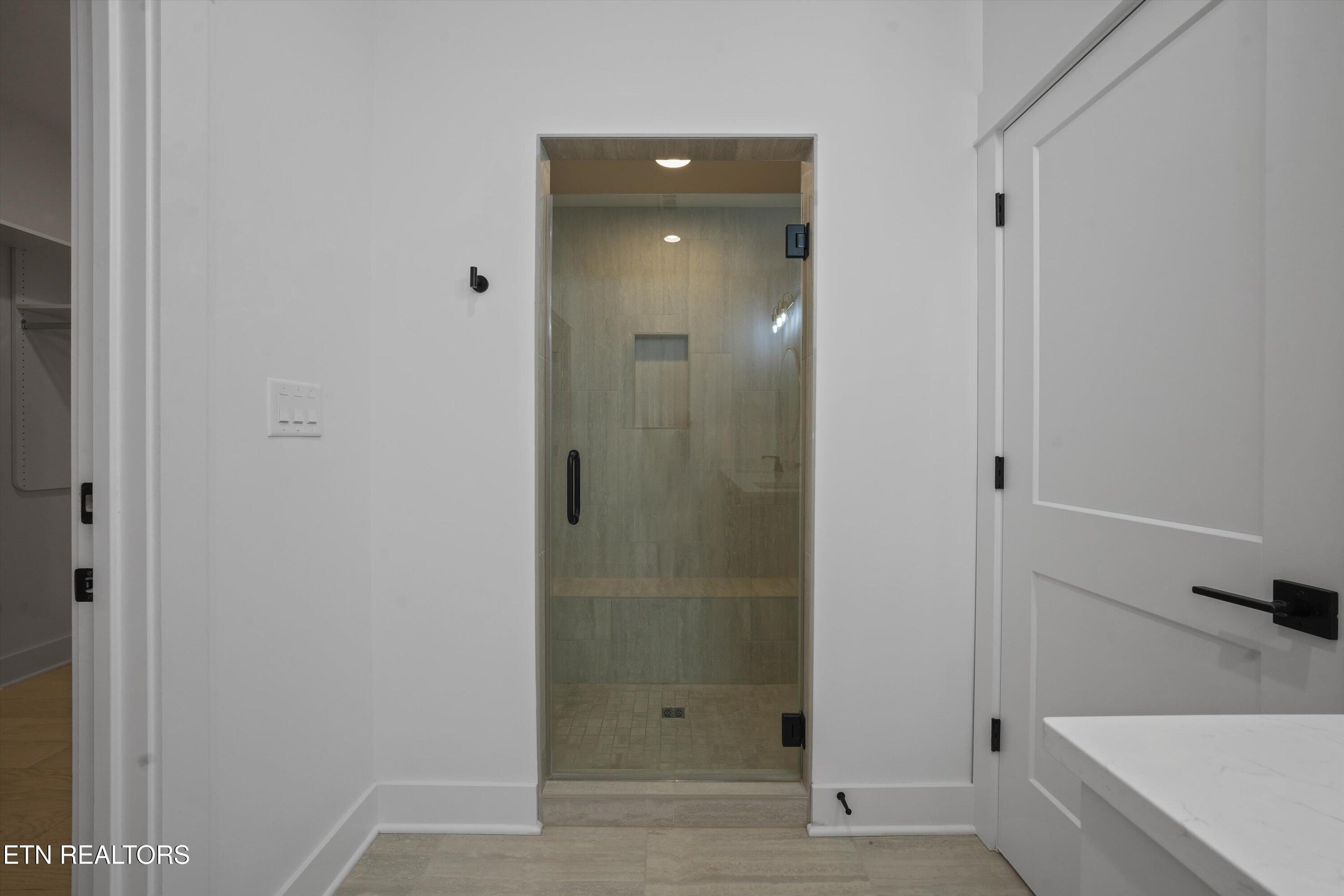 9827 Clingmans Dome Drive Knoxville TN 37922