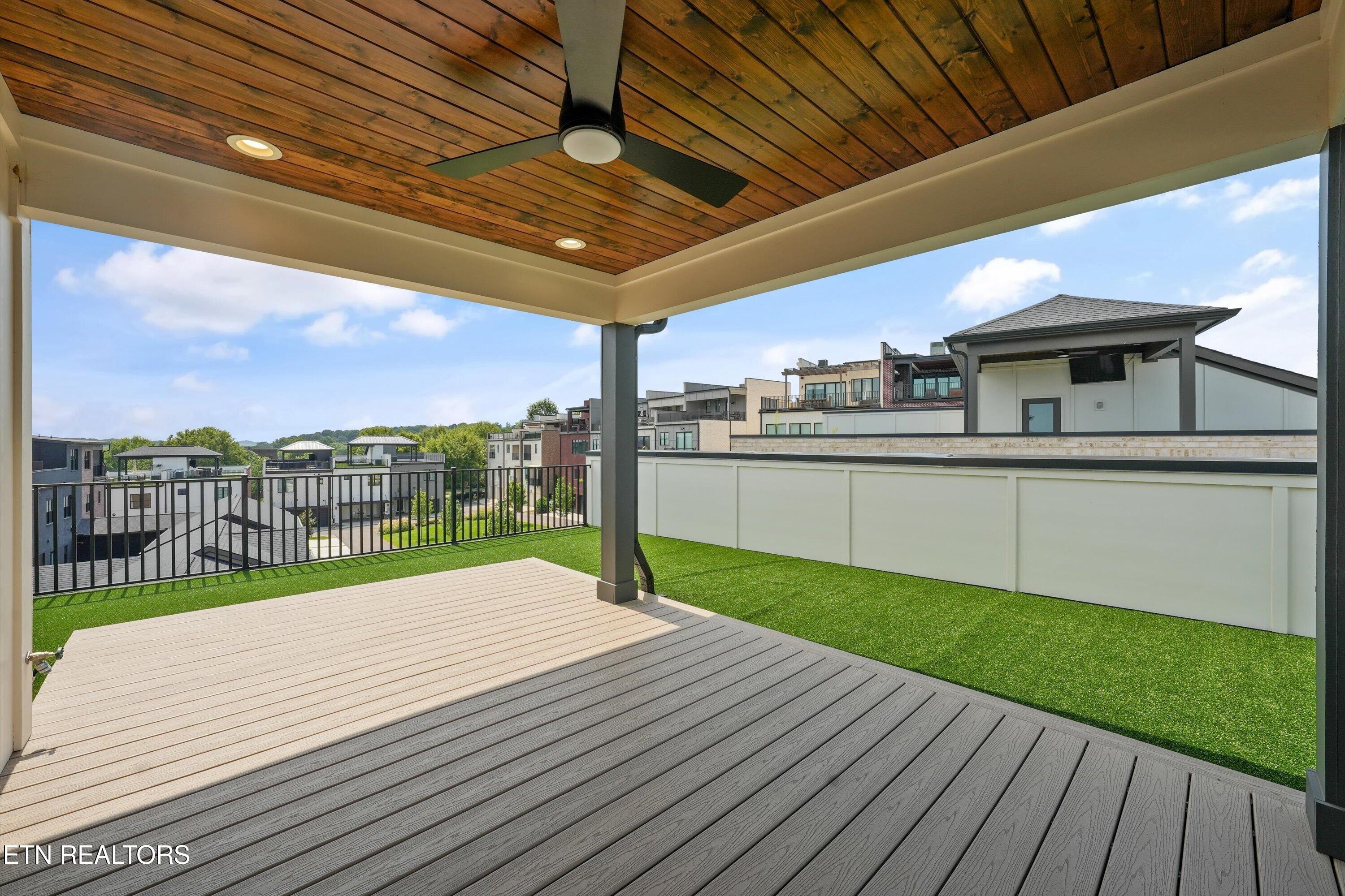 9827 Clingmans Dome Drive Knoxville TN 37922