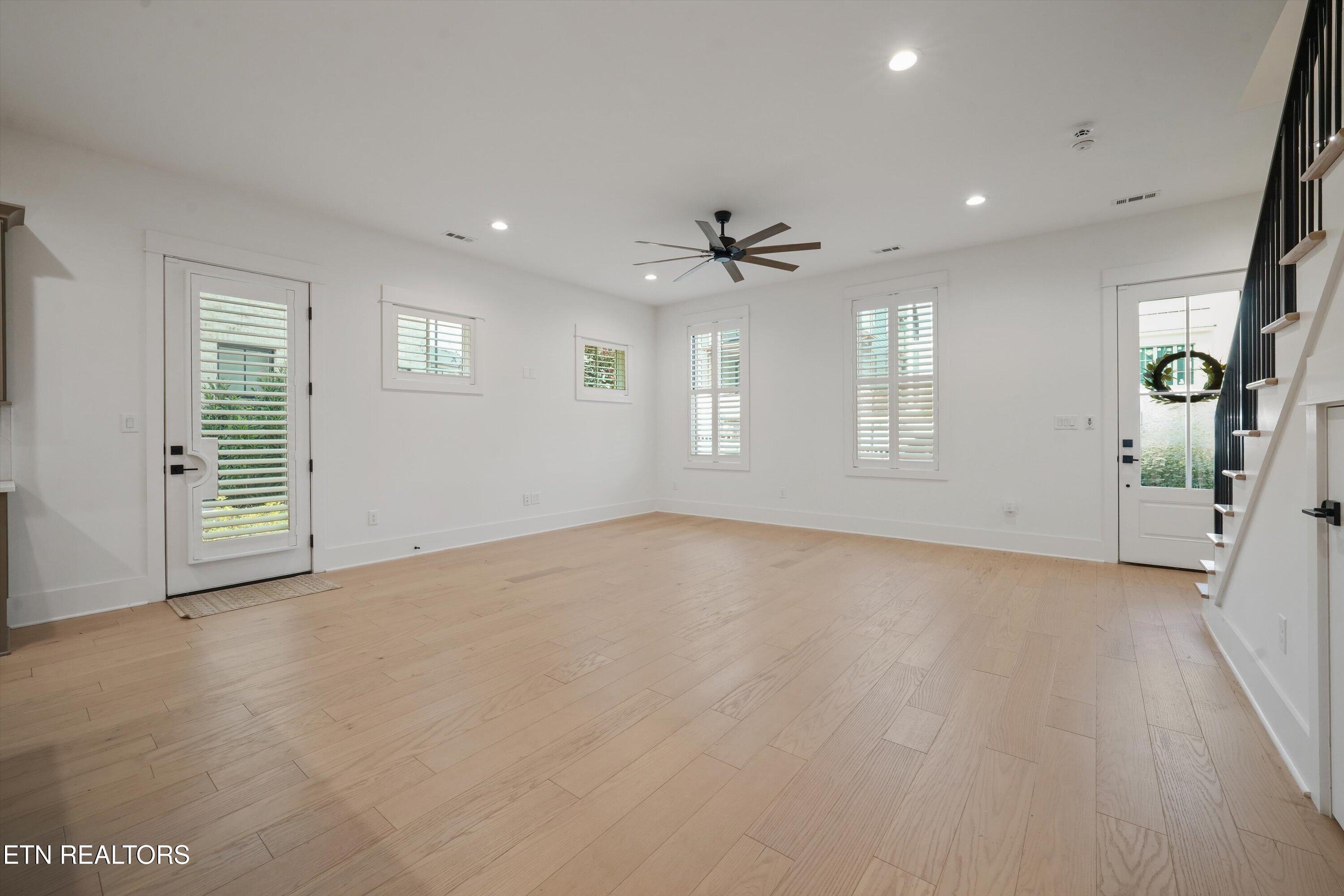 9827 Clingmans Dome Drive Knoxville TN 37922