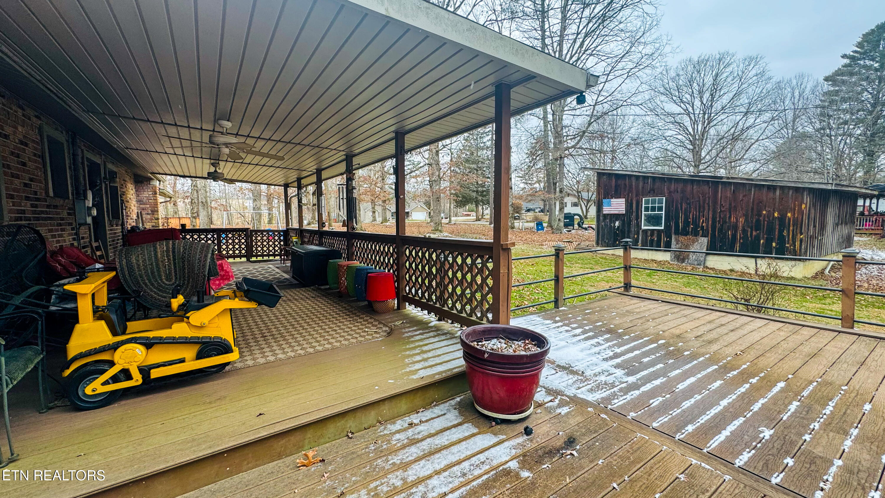 357 Pine Creek Road Oneida TN 37841